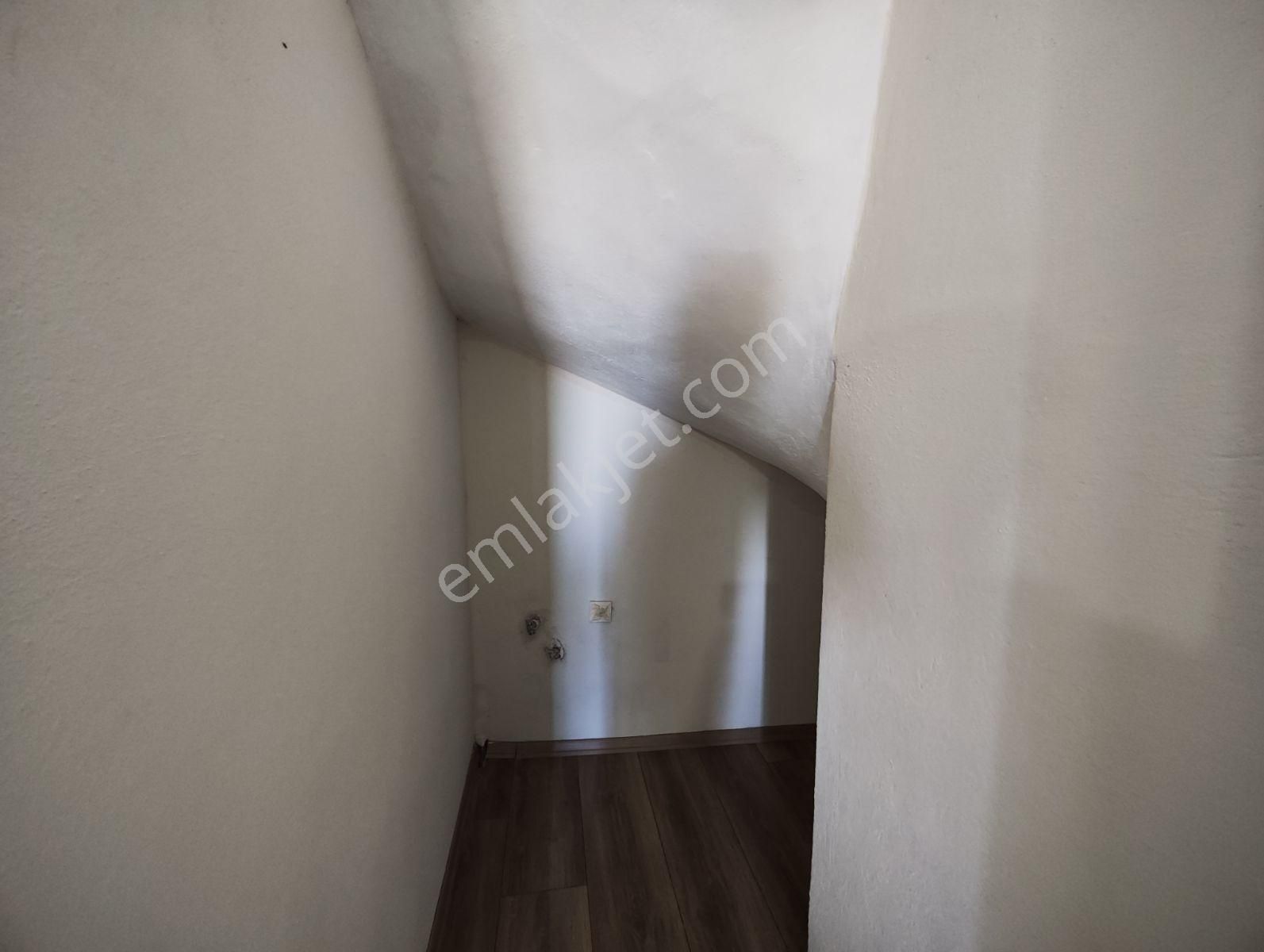 Urla Kadıovacık Köyü 1+1 Full Eşyalı Daire - Görsel 2