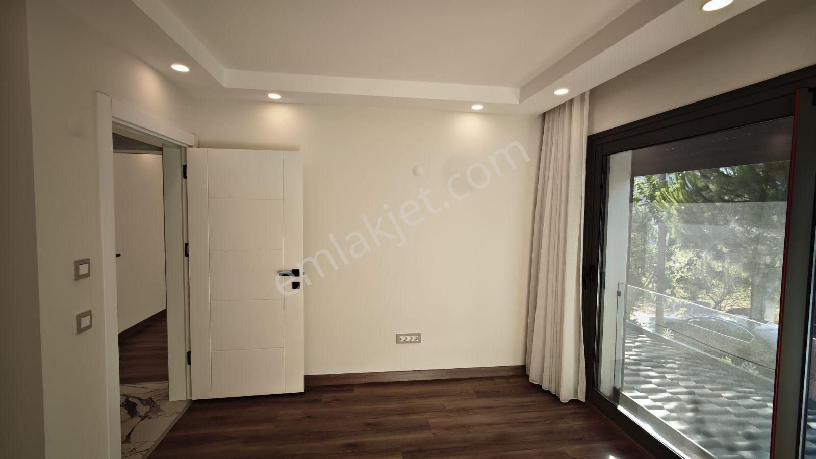 Urla İçmeler Mh Satılık 4+1 Tam Müstakil Akıllı Villa - Görsel 10