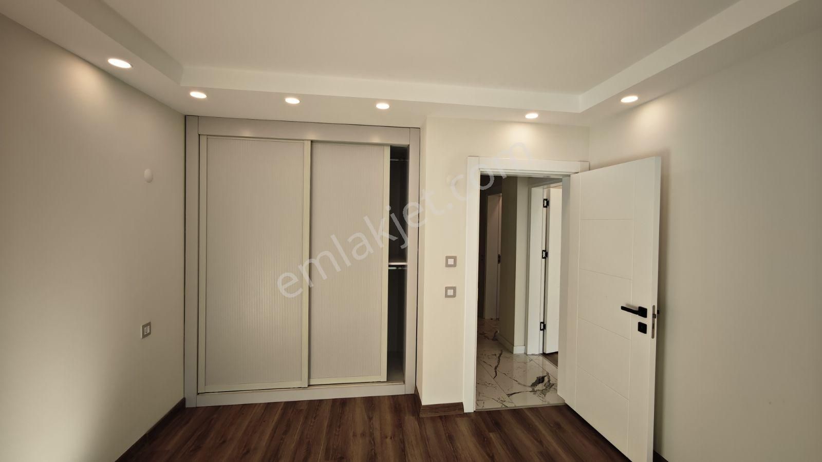 Urla İçmeler Mh Satılık 4+1 Tam Müstakil Akıllı Villa - Görsel 30