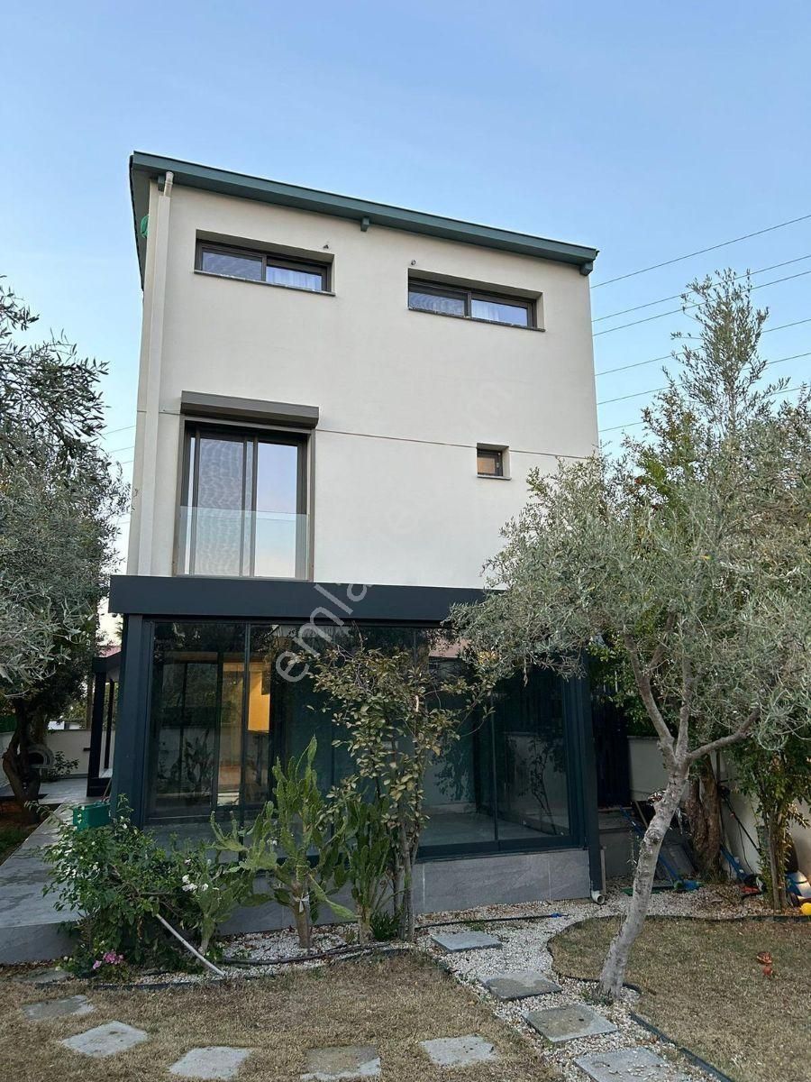 Urla İçmeler Mh Satılık 4+1 Tam Müstakil Akıllı Villa - Görsel 12