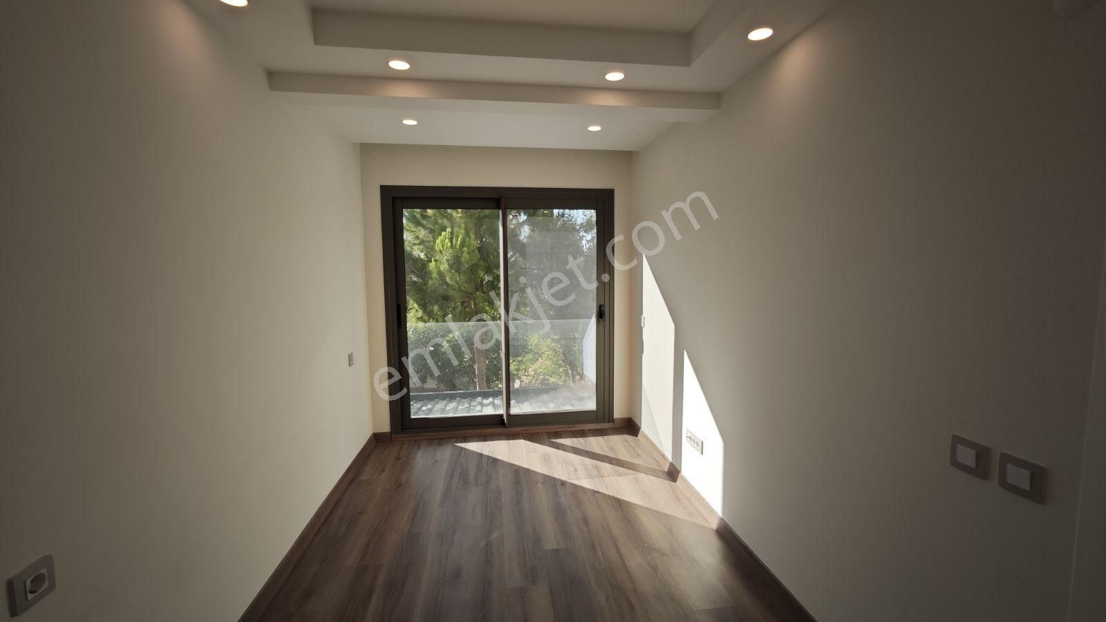 Urla İçmeler Mh Satılık 4+1 Tam Müstakil Akıllı Villa - Görsel 8