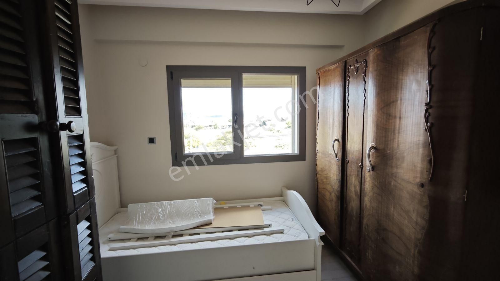 Urla Gülbahçe Mh Site İçersinde Kiralık 2+1 Özel Bahçeli Villa - Görsel 10