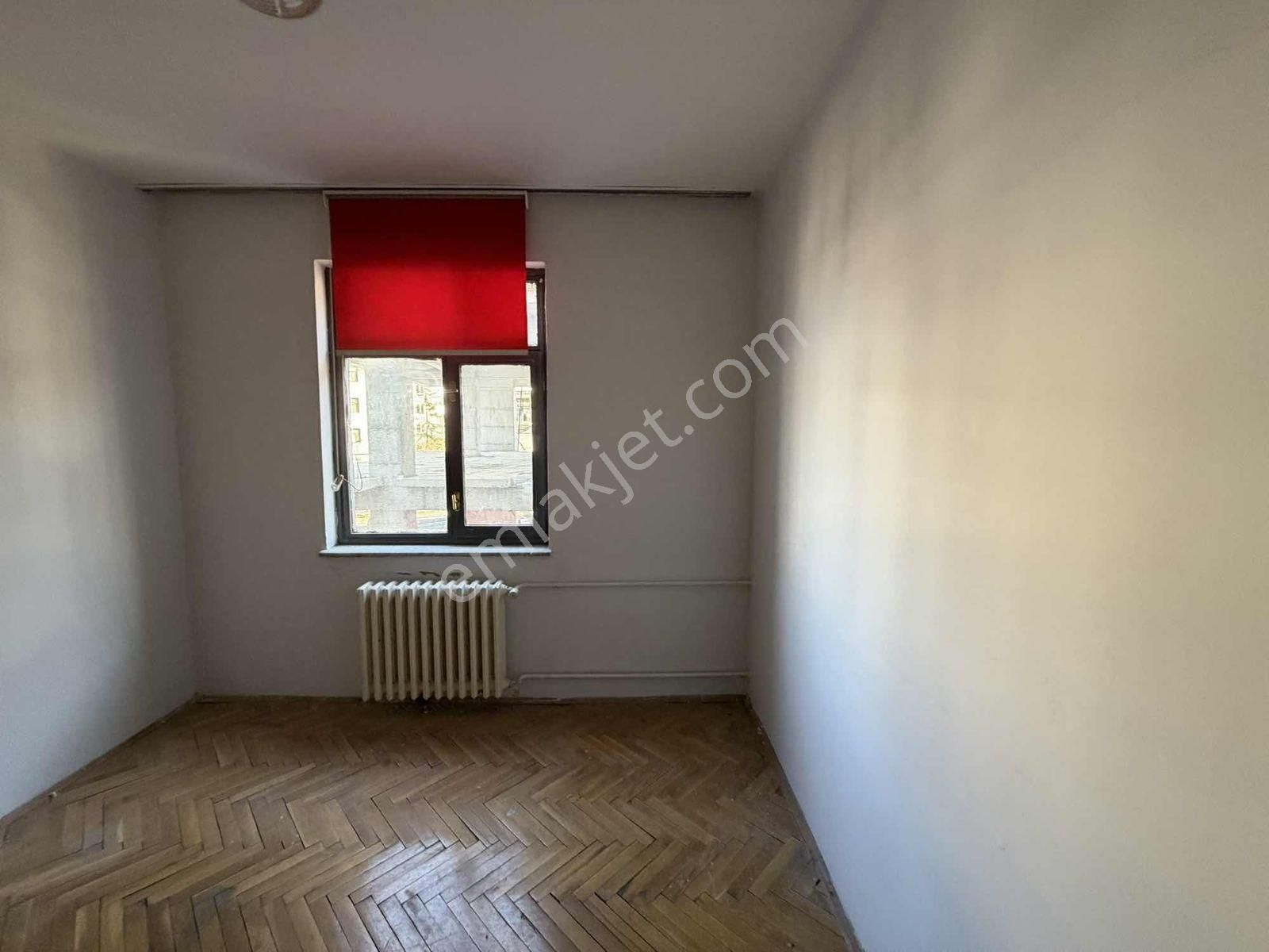 Vali Konağı Civarı Kiralık 3+1 Zemin Üstü Ana Cadde Üzeri Daire - Görsel 9