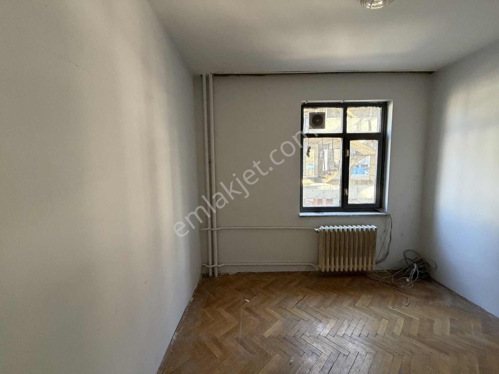 Vali Konağı Civarı Kiralık 3+1 Zemin Üstü Ana Cadde Üzeri Daire - Görsel 12