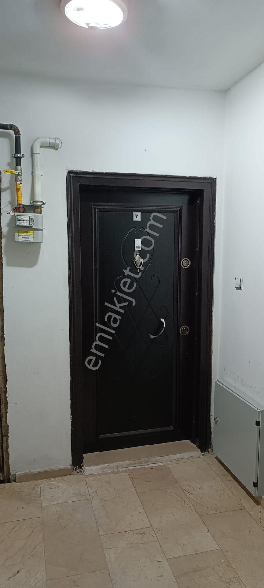 Akçaabat Orta Mahallede Merkezi Konumda Doğalgazlı Kiralık 3+1 Daire - Görsel 22