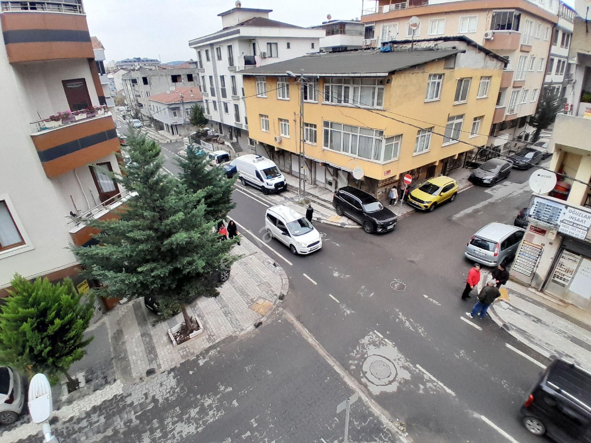 Uğur Çevik'ten Satılık 2+1 2.kat 80m² İskanlı Asansörlü Açık Otoparklı Merkezi Konum - Görsel 26