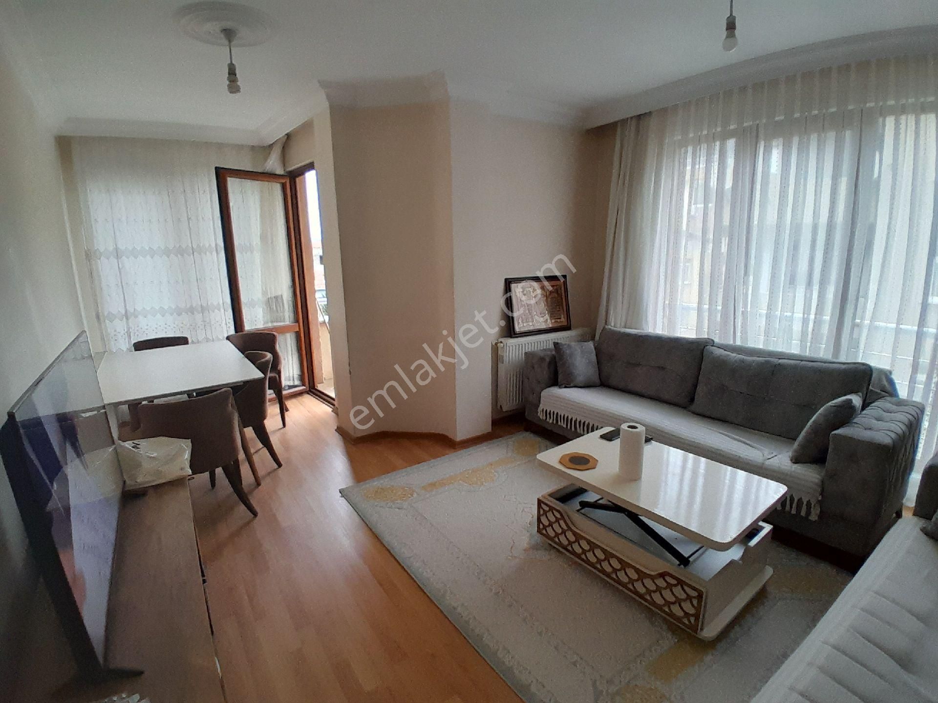 Uğur Çevik'ten Satılık 2+1 2.kat 80m² İskanlı Asansörlü Açık Otoparklı Merkezi Konum - Görsel 3