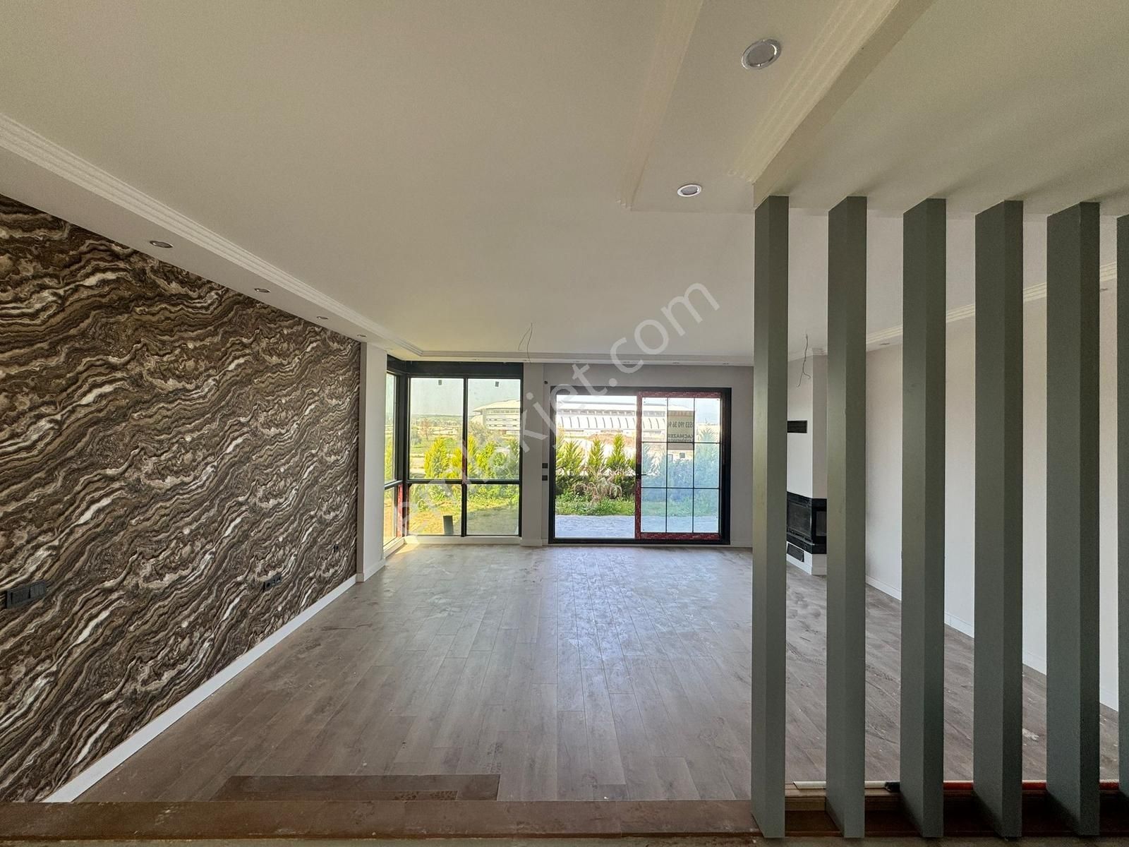 Kaçmazer'den Yeni Kentleşme Bölgesinin En Şık 4+1 Satılık Villa - Görsel 11
