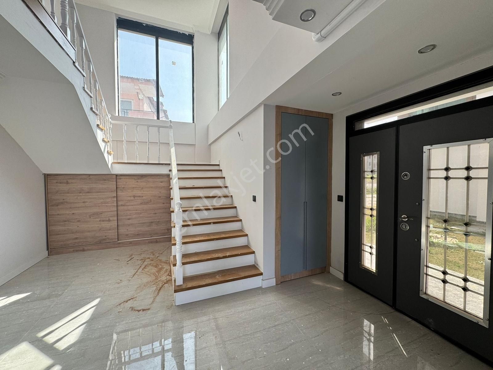 Kaçmazer'den Yeni Kentleşme Bölgesinin En Şık 4+1 Satılık Villa - Görsel 20