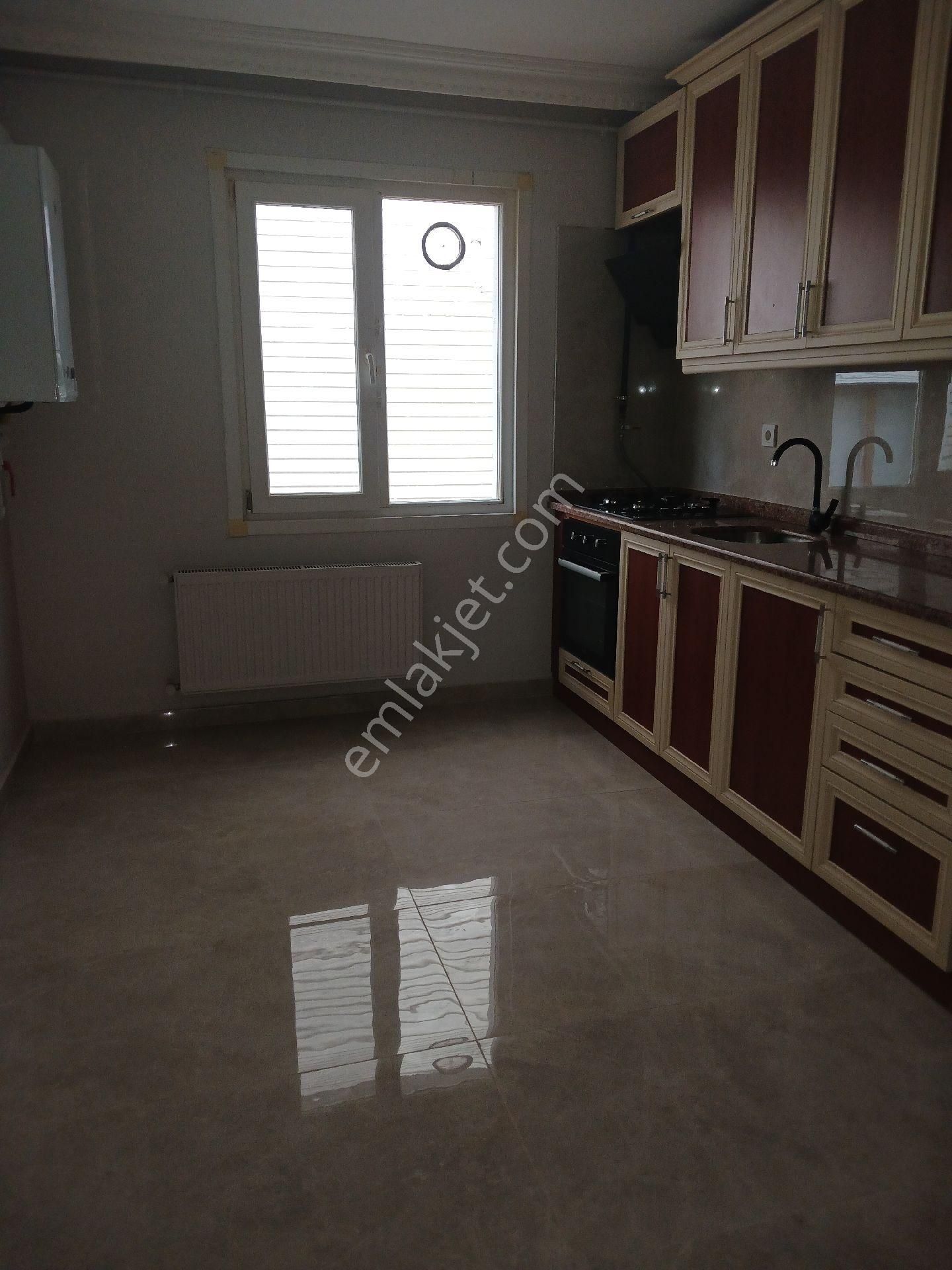 Sarıyer Hacıosman'da Geniş Kullanımlı 3+1 Kiralık Daire. - Görsel 25