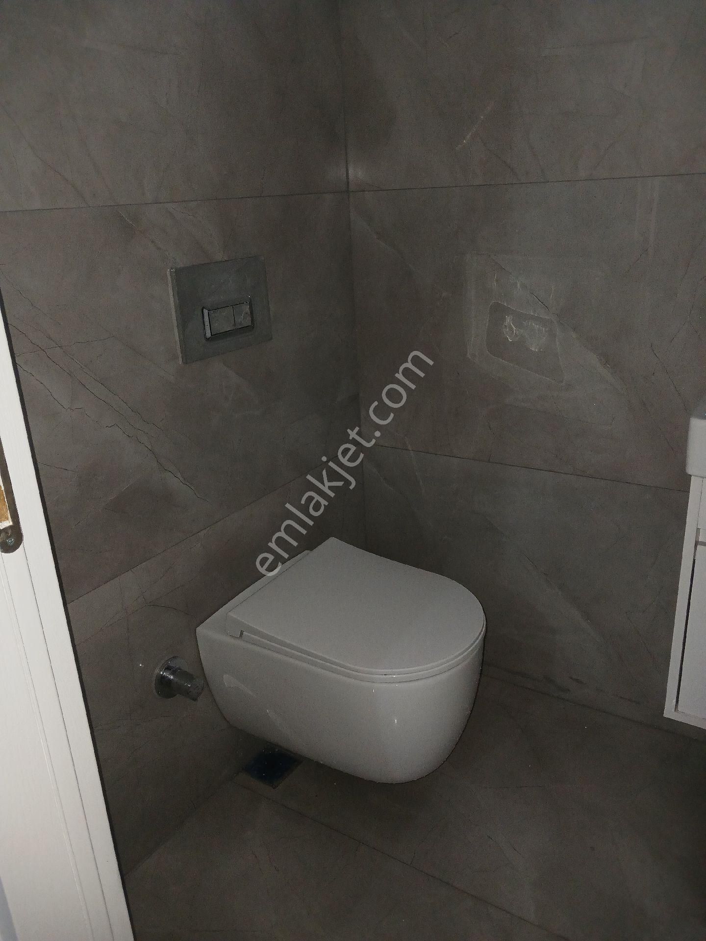 Sarıyer Hacıosman'da Geniş Kullanımlı 3+1 Kiralık Daire. - Görsel 21