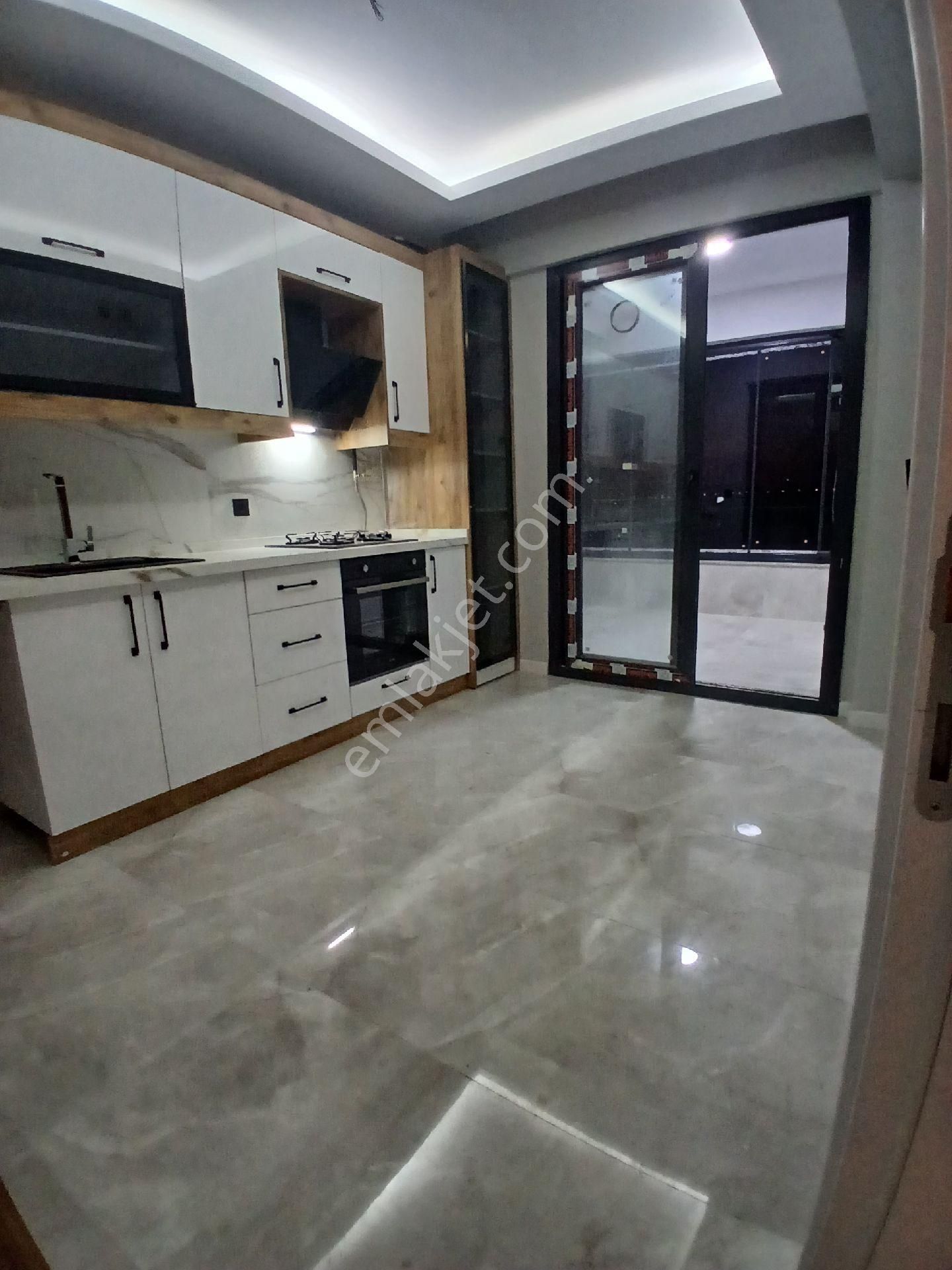 İzmir Torbalı Torbalı Mahallesinde 2+1 Havuzlu Sitede Lüx - Görsel 3
