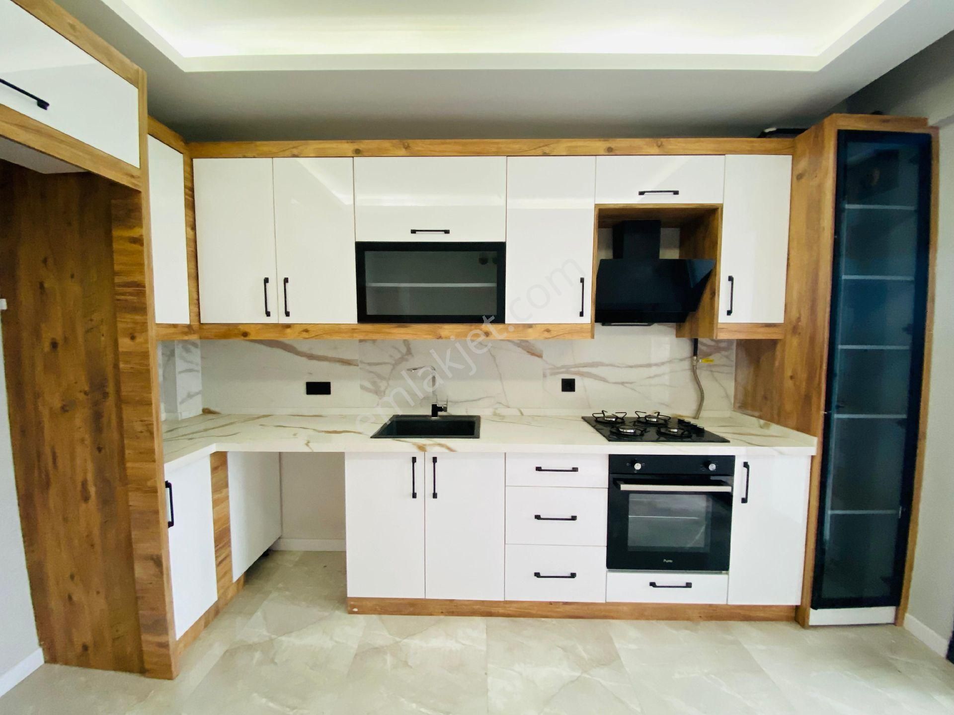 İzmir Torbalı Torbalı Mahallesinde 2+1 Havuzlu Sitede Lüx - Görsel 12