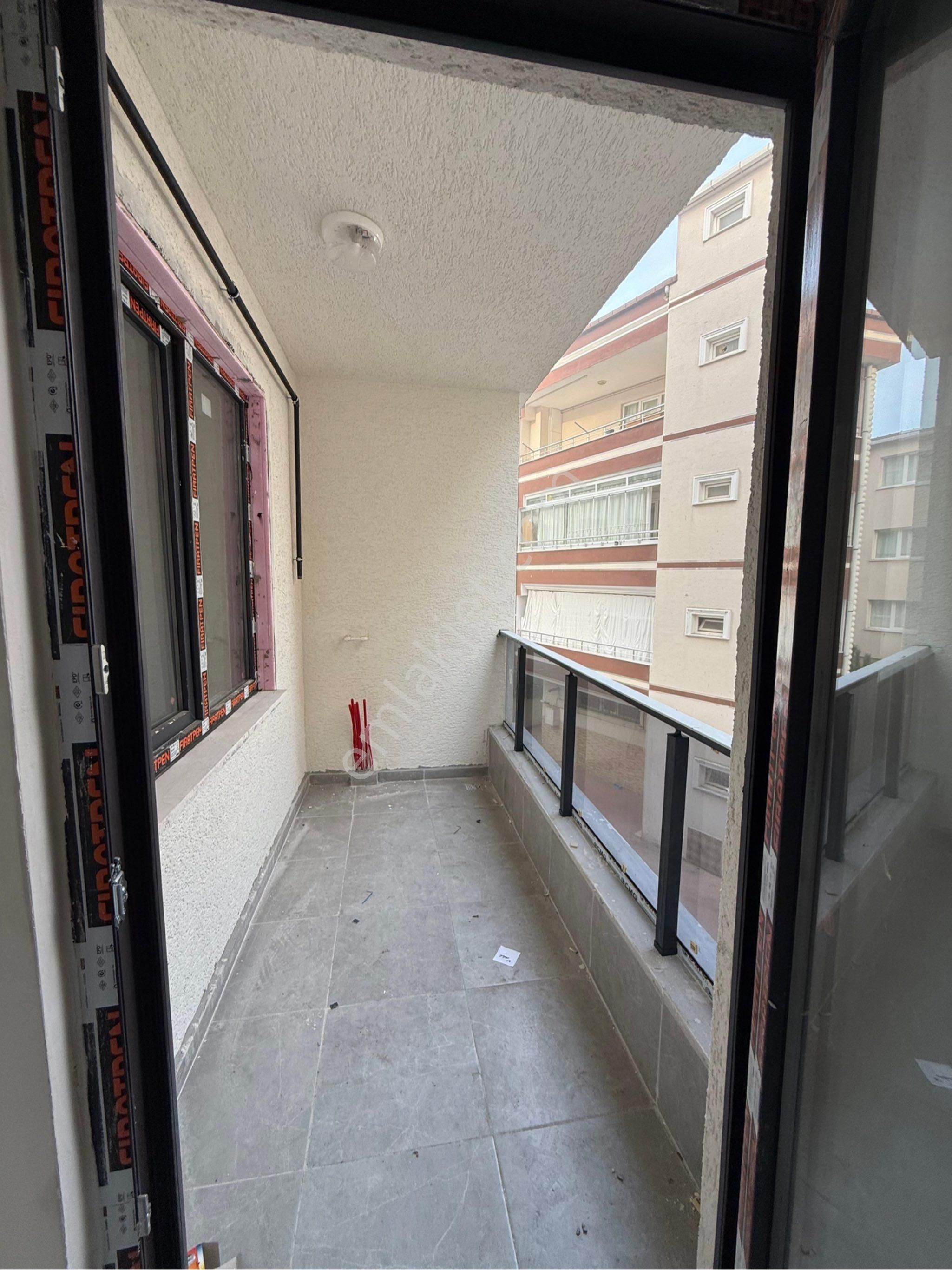 Fatih Mahallesinde Kiralık 1+1 Daireler - Görsel 8