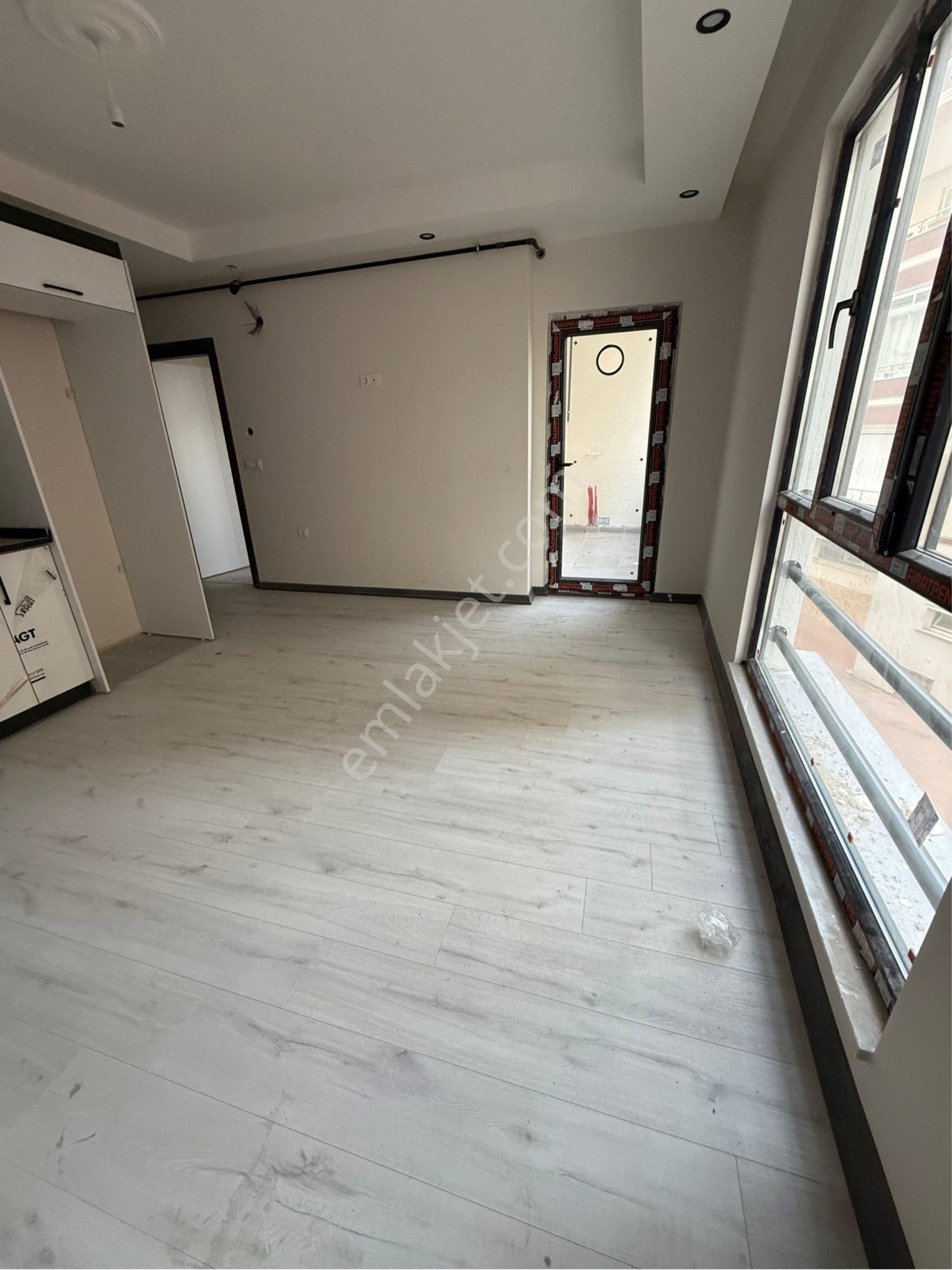 Fatih Mahallesinde Kiralık 1+1 Daireler - Görsel 7