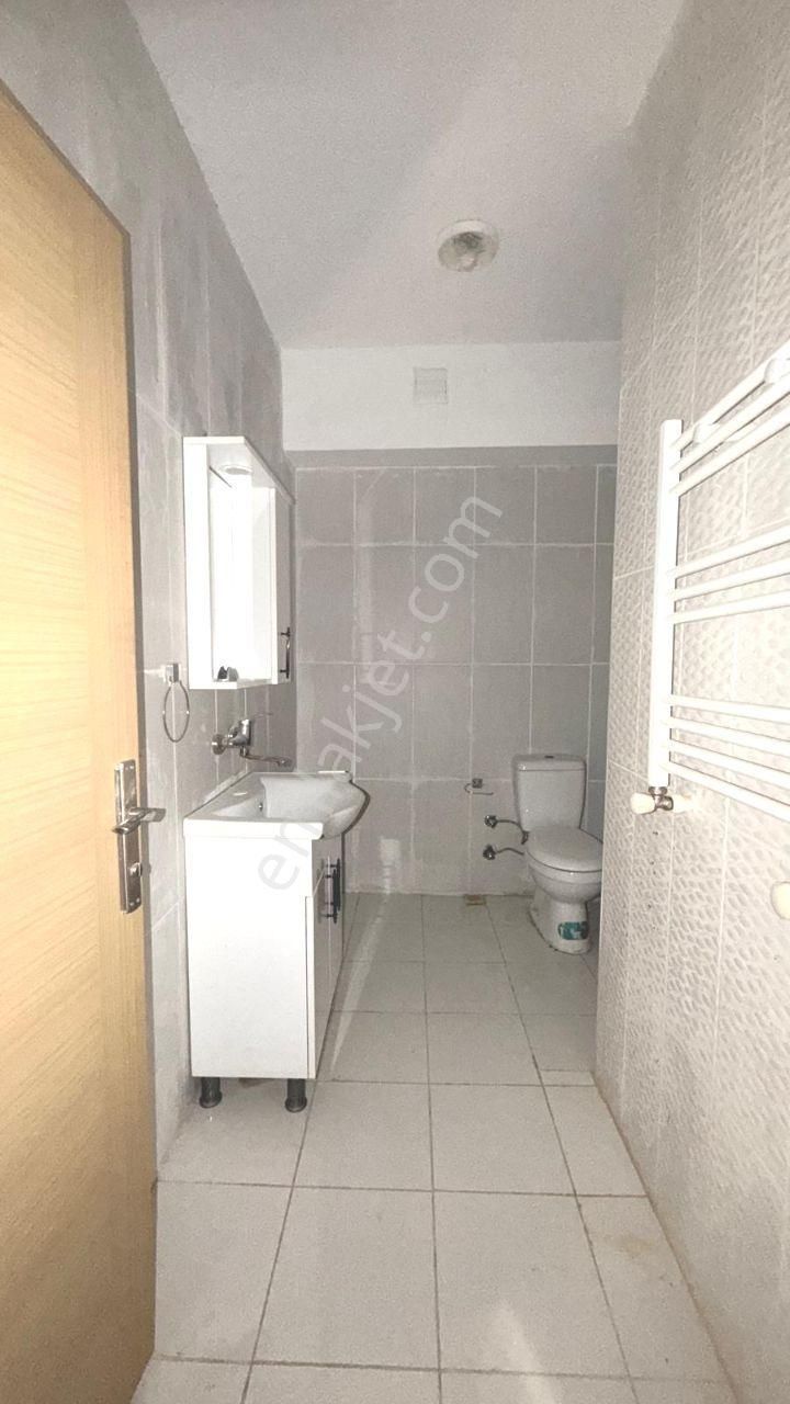 Çekmeköy Merkez mah De 2+1 Bahçe Kat - Görsel 12