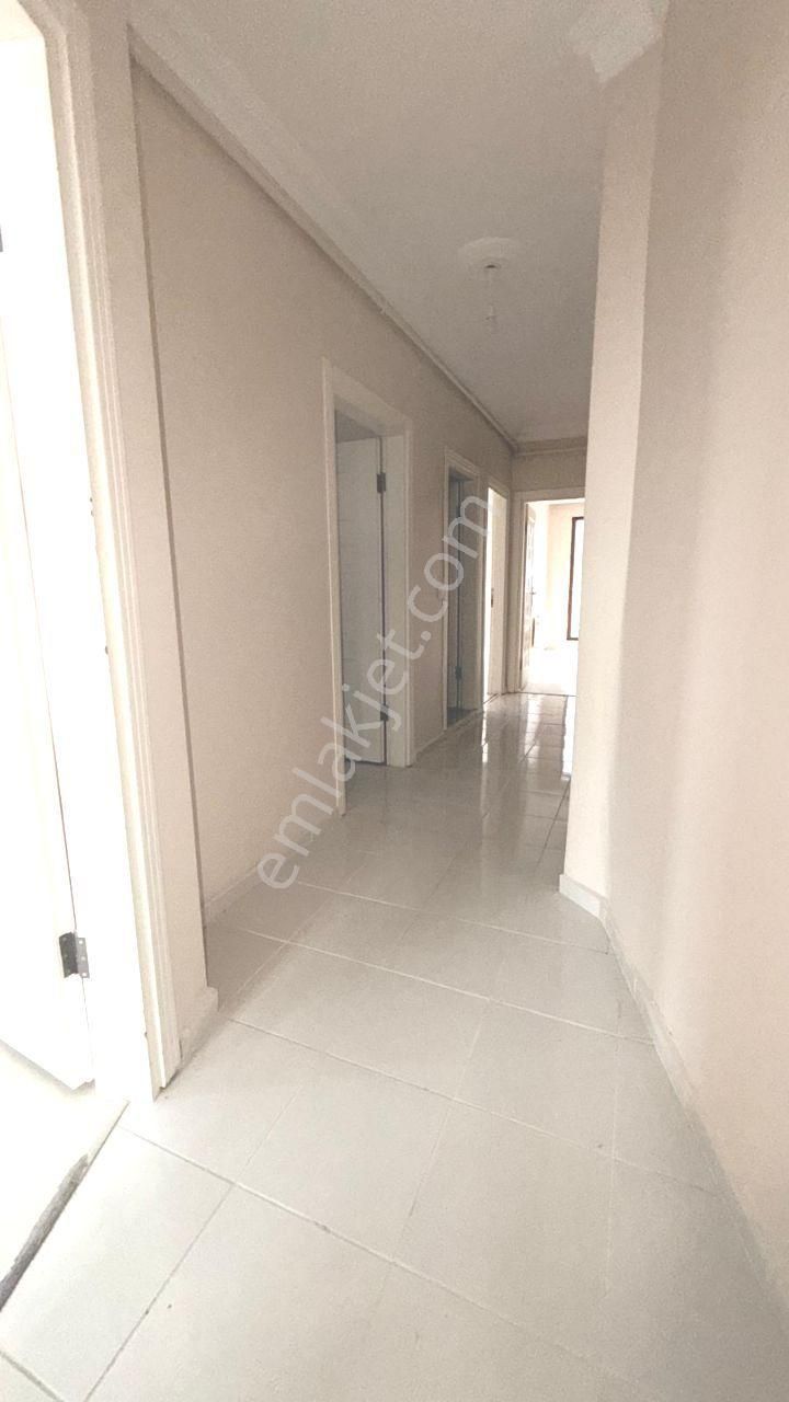 Çekmeköy Merkez mah De 2+1 Bahçe Kat - Görsel 25