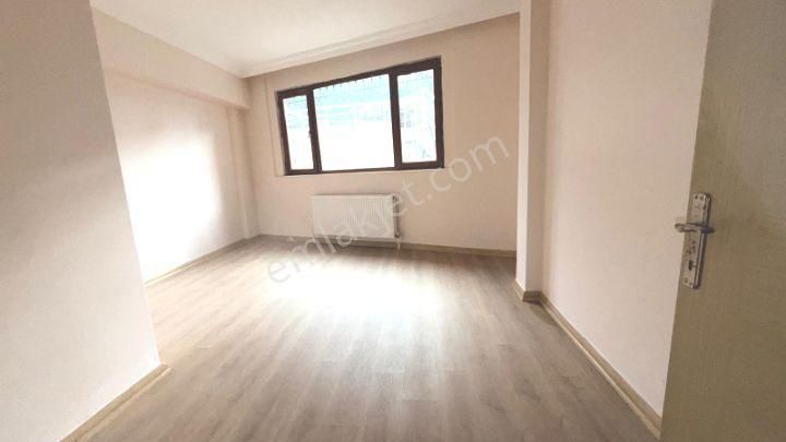 Çekmeköy Merkez mah De 2+1 Bahçe Kat - Görsel 21