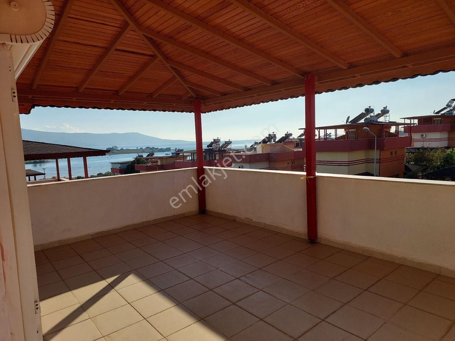 Fiyat Düştü!denize 100m 2+1 Tripleks Villa Kendi Plaj Alanı, Şezlong, Şemsiye Duş Alanı Mevcuttur - Görsel 32