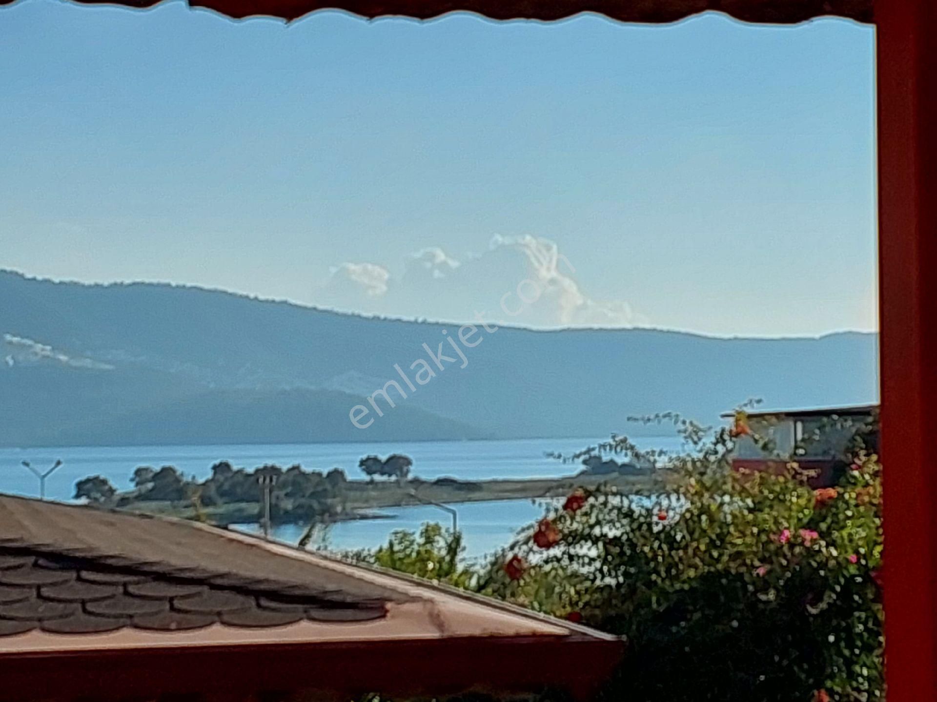 Fiyat Düştü!denize 100m 2+1 Tripleks Villa Kendi Plaj Alanı, Şezlong, Şemsiye Duş Alanı Mevcuttur - Görsel 14