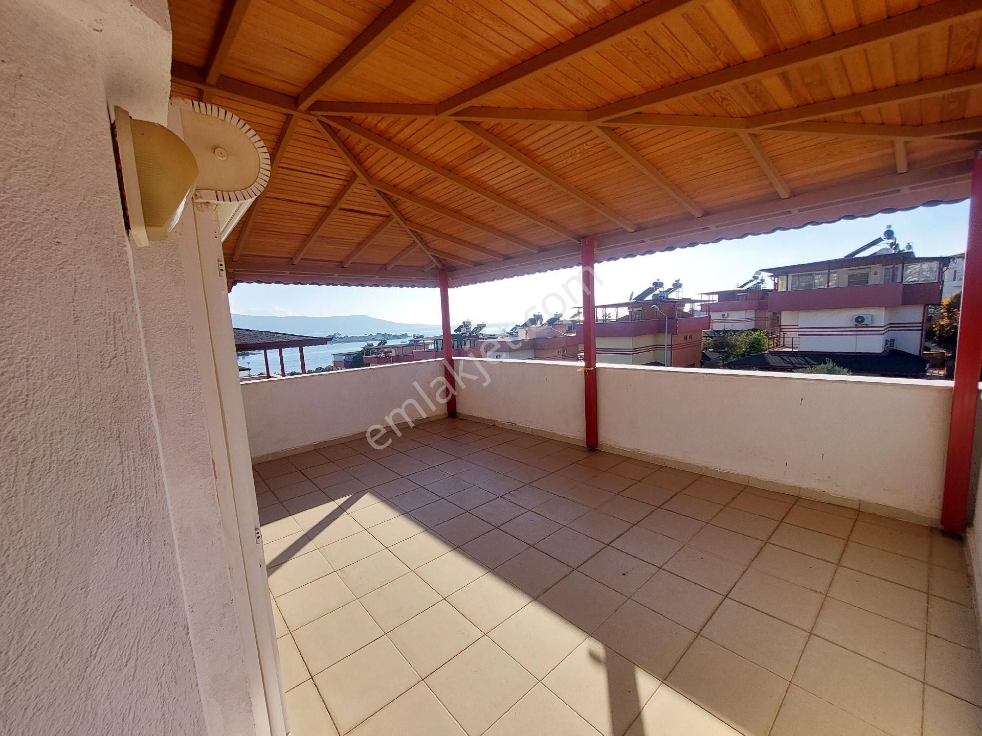 Fiyat Düştü!denize 100m 2+1 Tripleks Villa Kendi Plaj Alanı, Şezlong, Şemsiye Duş Alanı Mevcuttur - Görsel 30