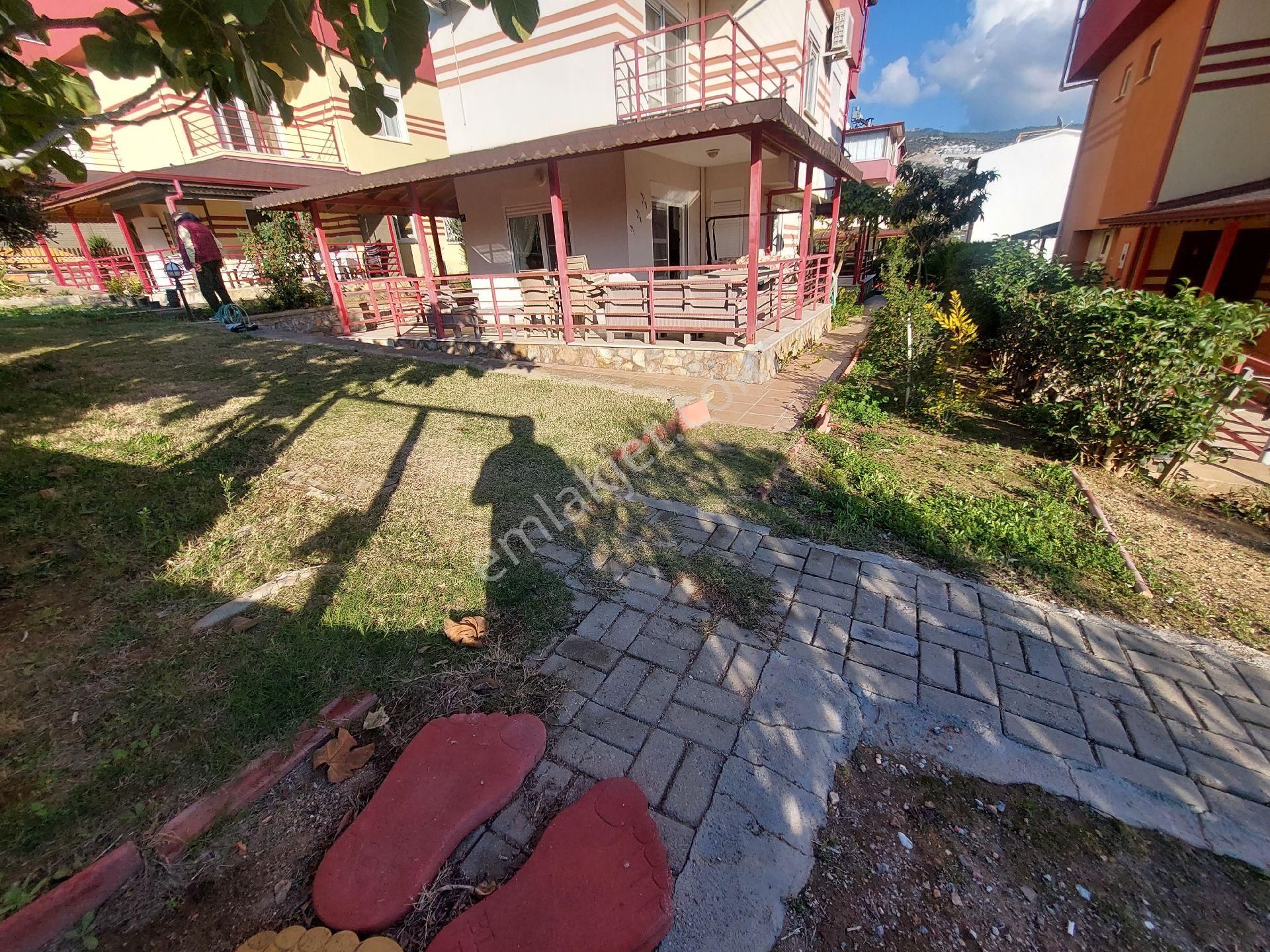 Fiyat Düştü!denize 100m 2+1 Tripleks Villa Kendi Plaj Alanı, Şezlong, Şemsiye Duş Alanı Mevcuttur - Görsel 15