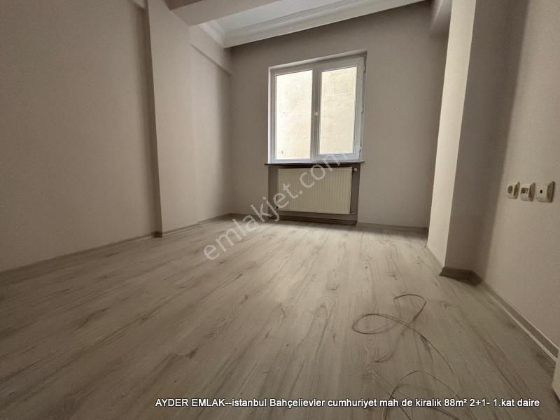 İstanbul Bahçelievler Cumhuriyet Mah De Kiralık 88m² 2+1- 1.kat Daire - Görsel 6