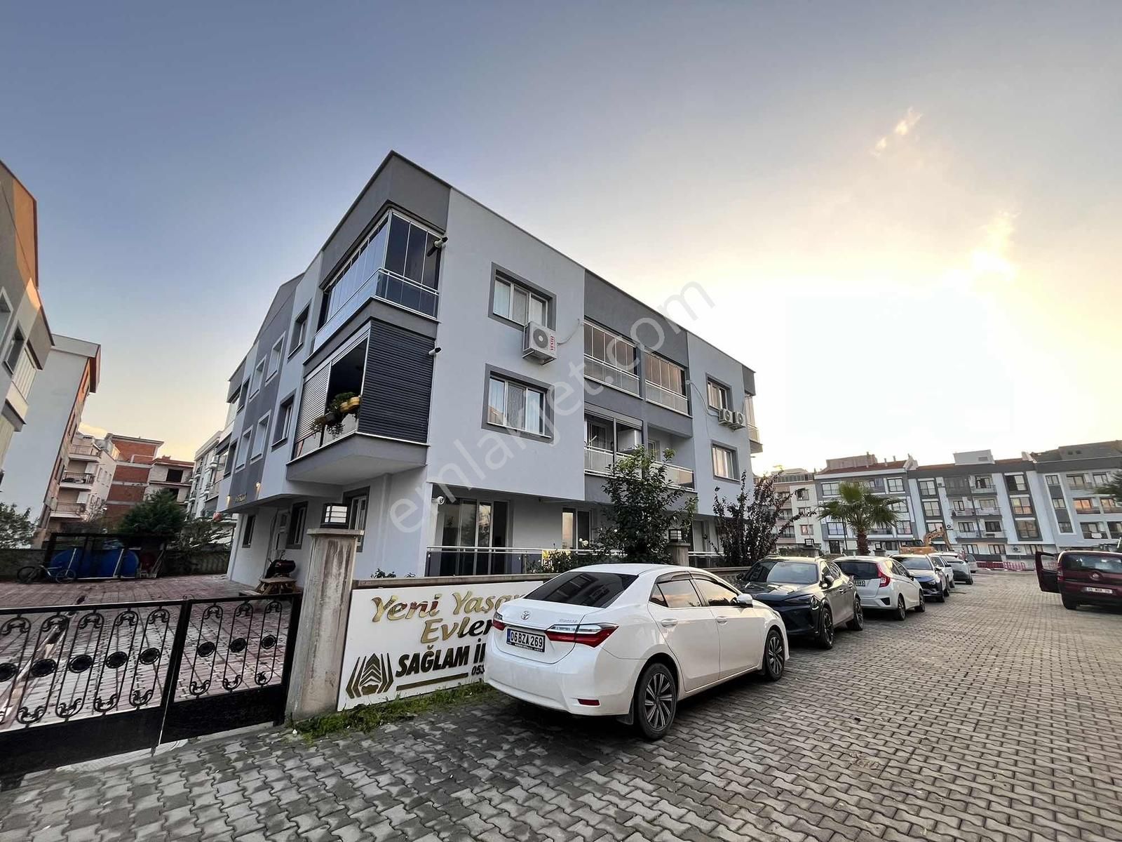 Asil Emlak'tan Muradiye'de Site İçerisinde Satılık Fırsat Daire - Görsel 3