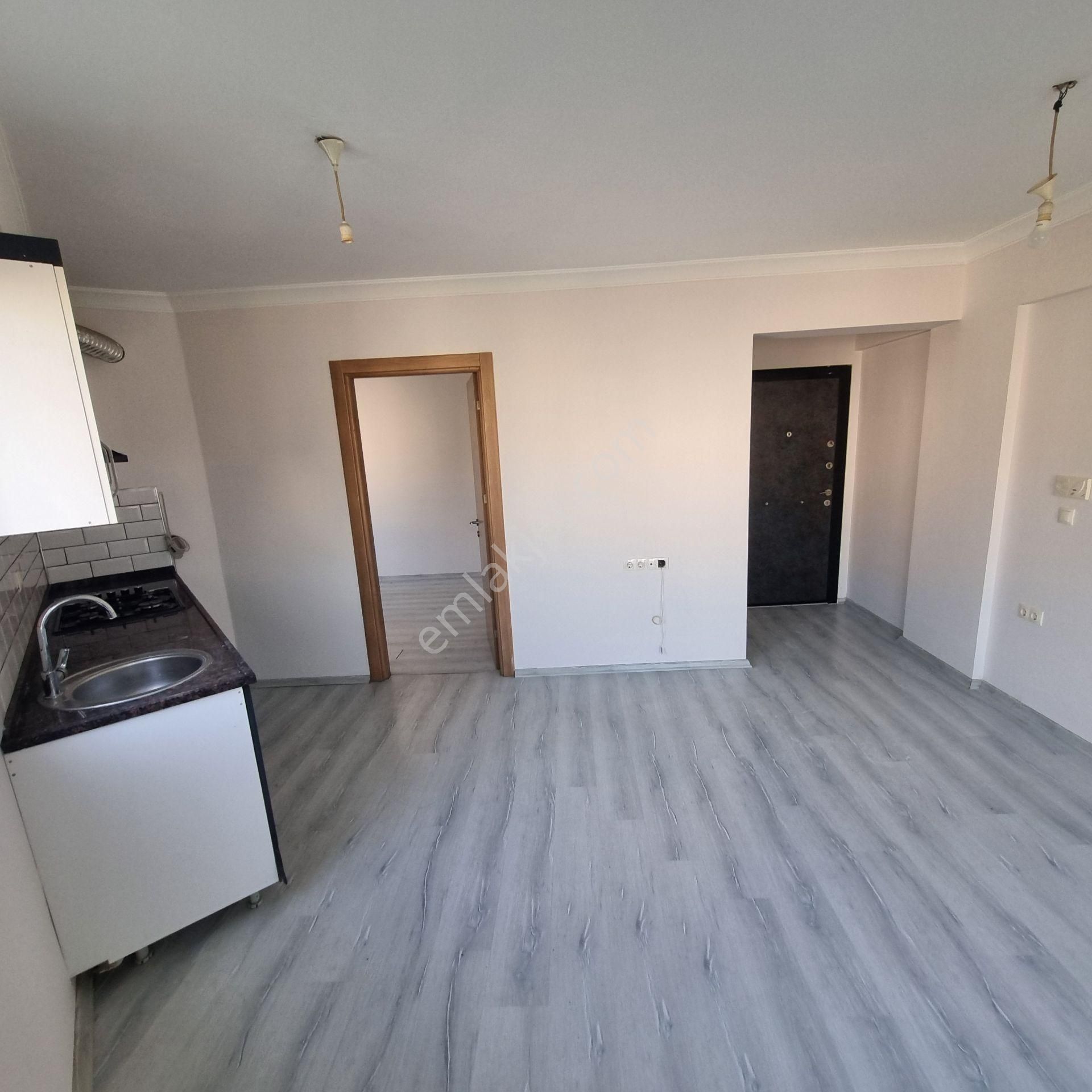 Blue Life Evleri Çiğli | Önü Açık – Köşe Konumda 1+1 Kiralık Daire - Görsel 9