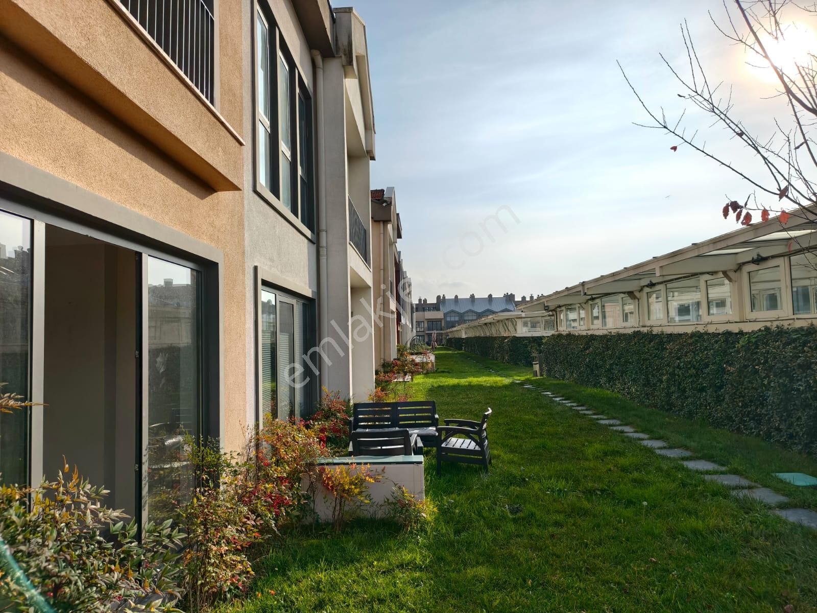 Serdivan Cadde 54'de 1+0 Kiralık Ofis - Görsel 9