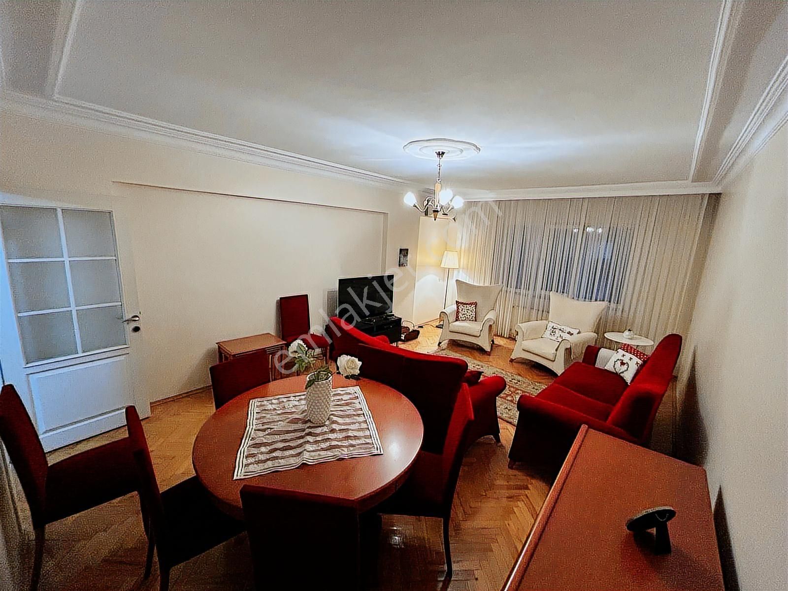 3+1 Ferah Ve Kullanışlı İster Eşyasız İster Eşyalı Daire - Görsel 22