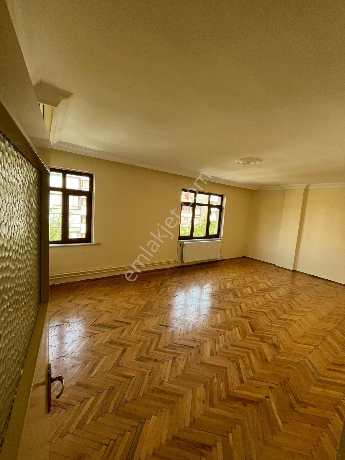 Karaca'dan Şehir Merkezinde 3+1 Asansörlü Bakımlı Daire - Görsel 11