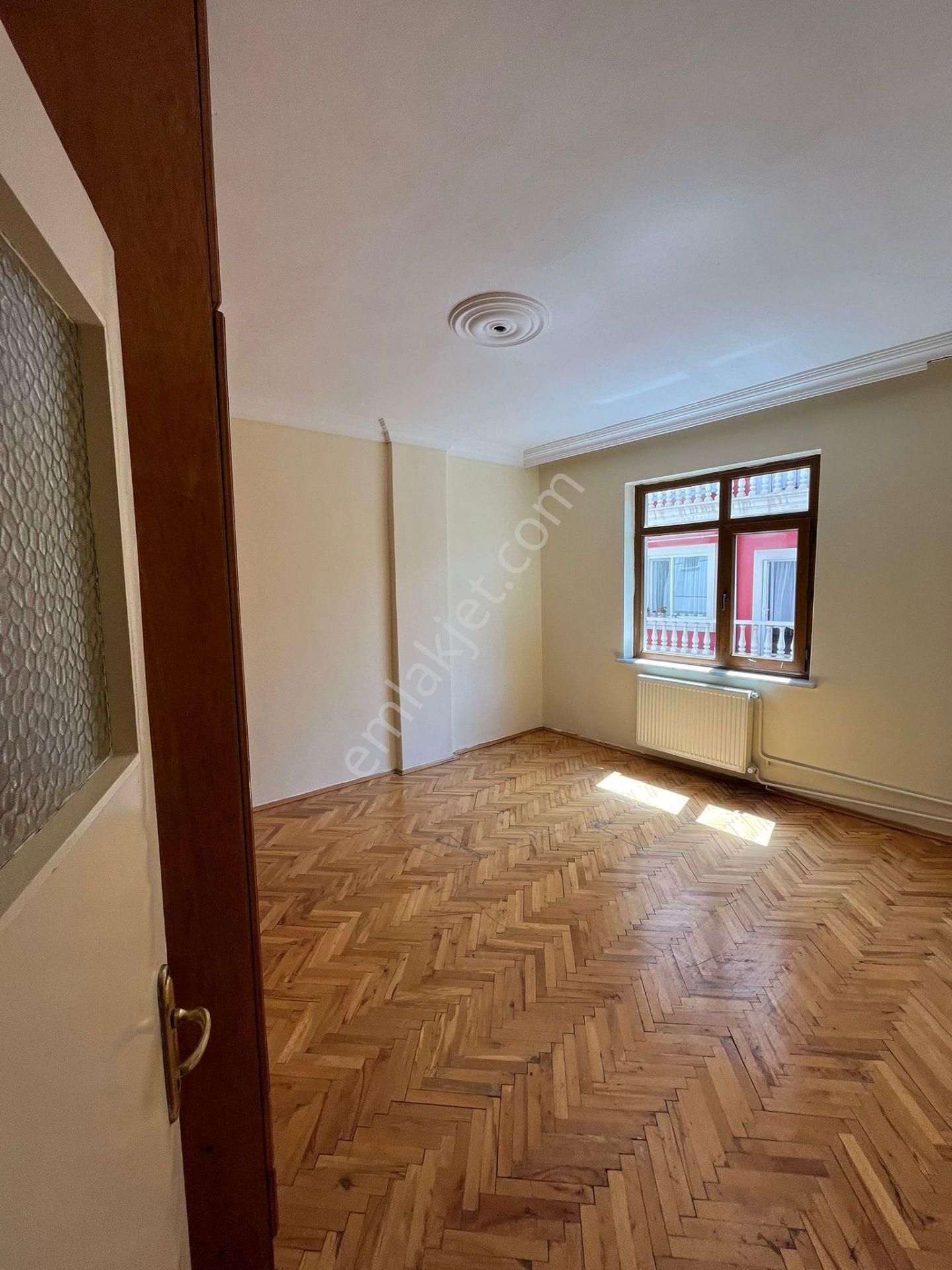 Karaca'dan Şehir Merkezinde 3+1 Asansörlü Bakımlı Daire - Görsel 5