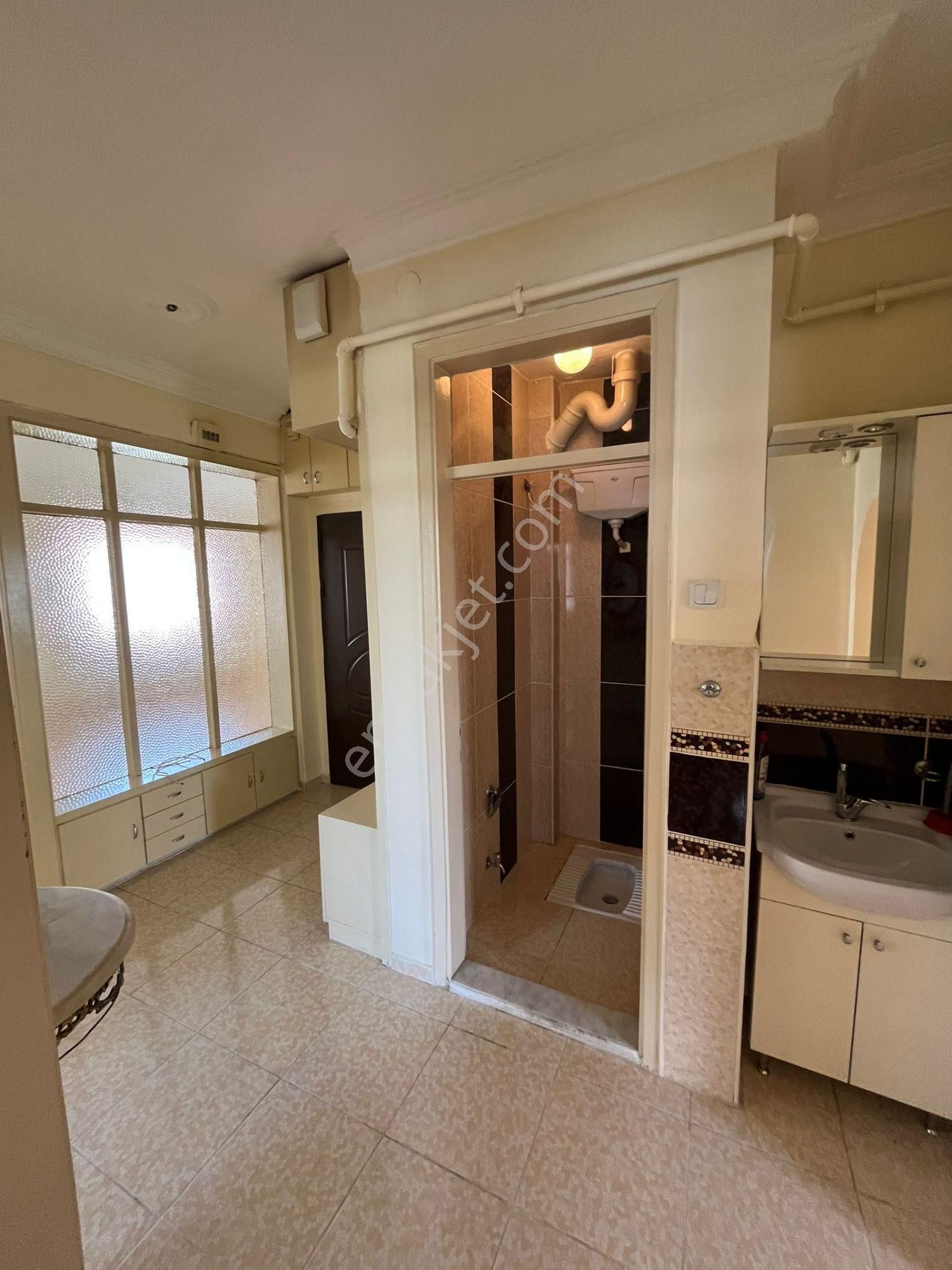 Karaca'dan Şehir Merkezinde 3+1 Asansörlü Bakımlı Daire - Görsel 13