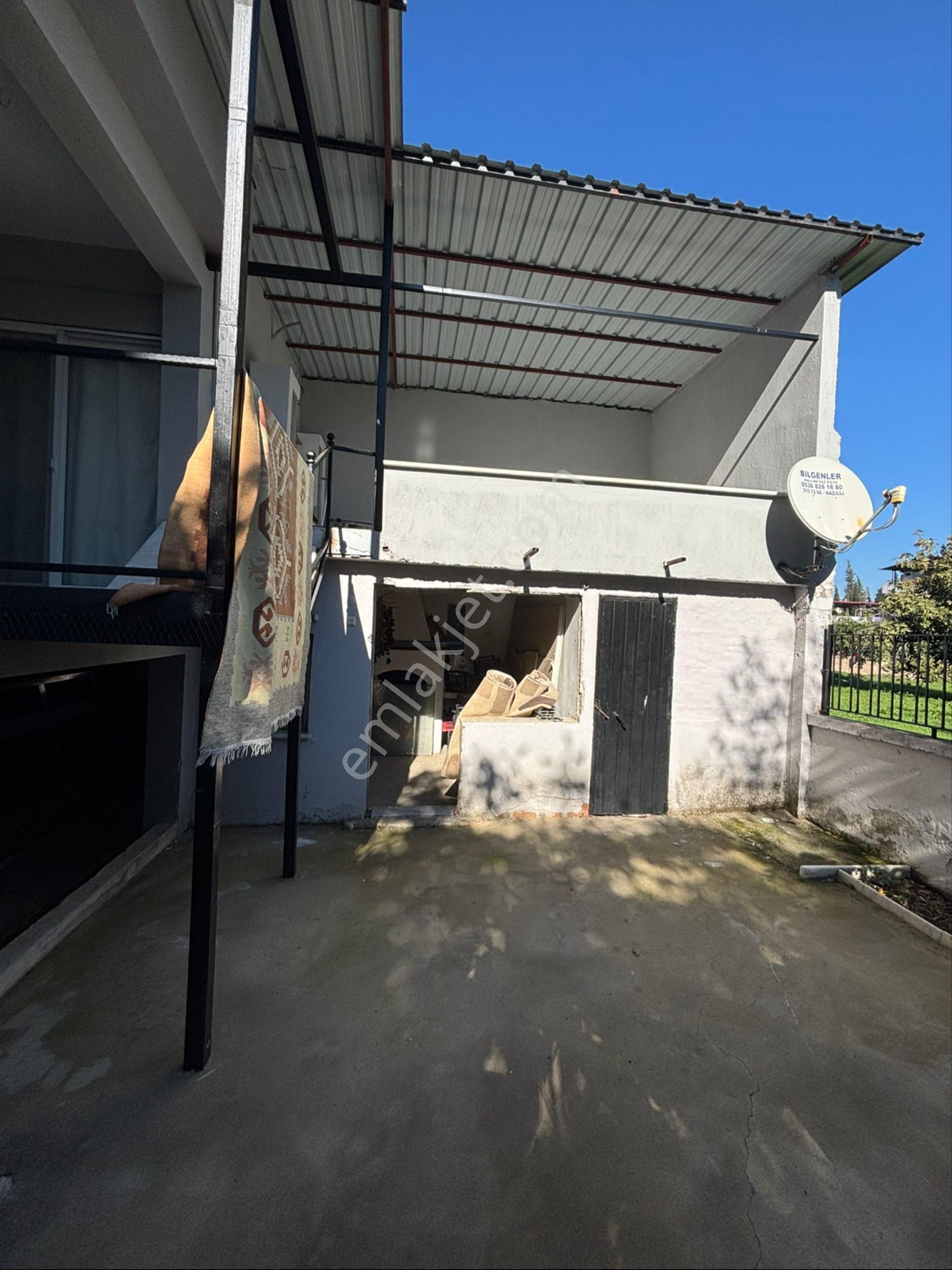 İstiklal Mahallesinde 3 Katlı Lüks İşçilikli Satılık Bina - Görsel 9