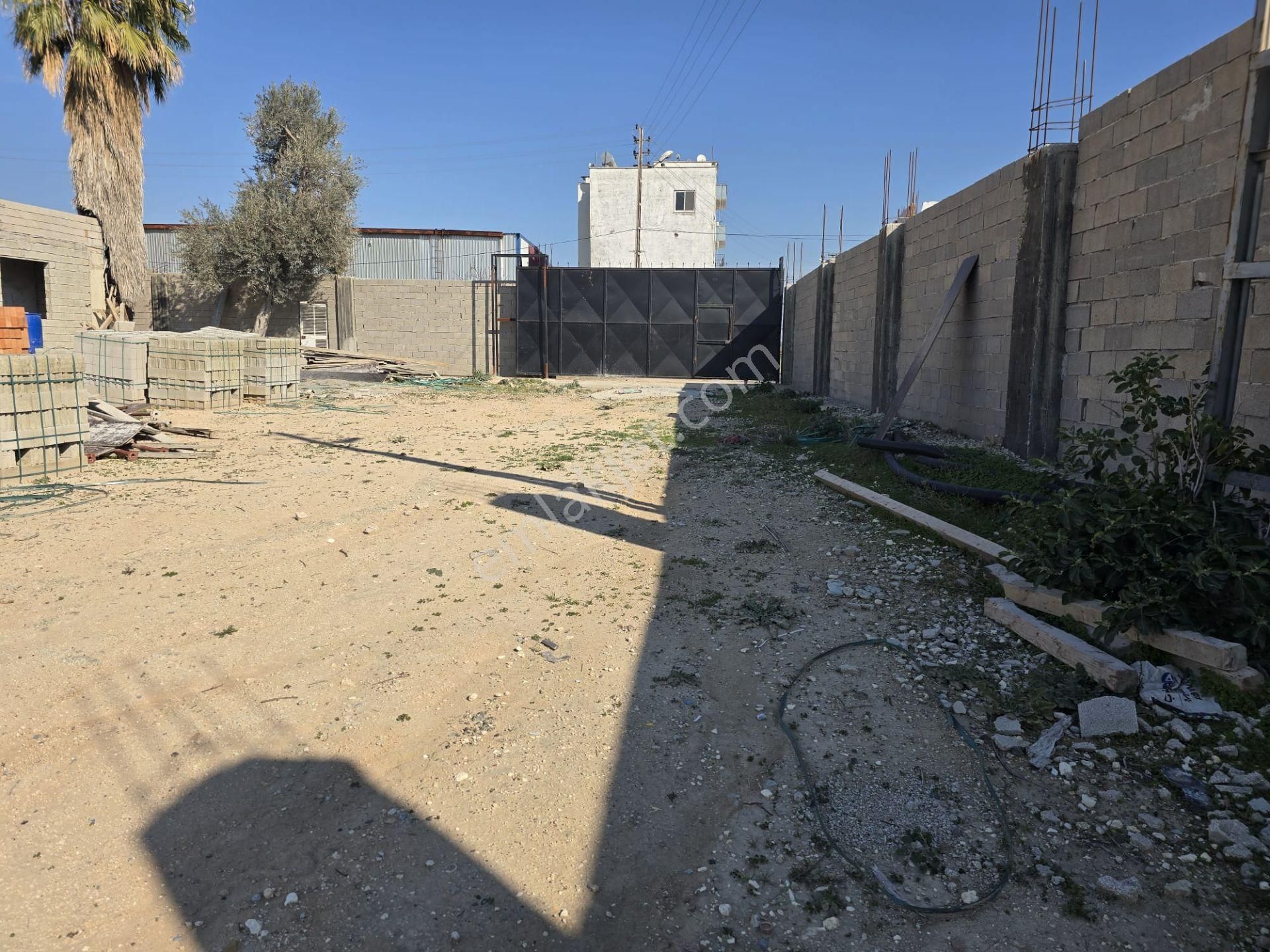 Mersin Akdeniz Tekkede Geniş Kullanımlı Arsa Satılık - Görsel 20