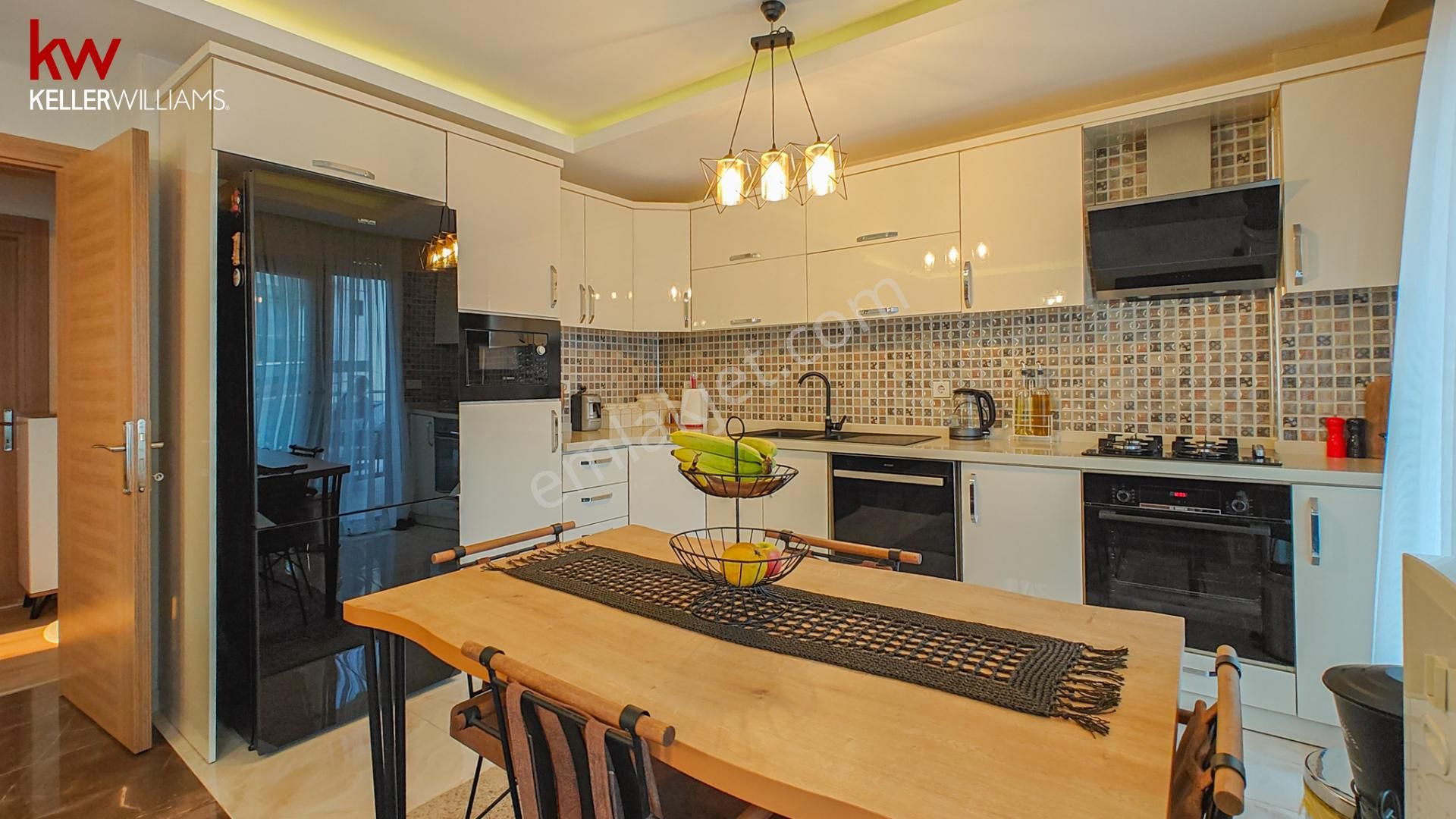 Kadınlar Denizi'nde Deniz Manzaralı Tek Müstakil Satılık Villa - Görsel 17