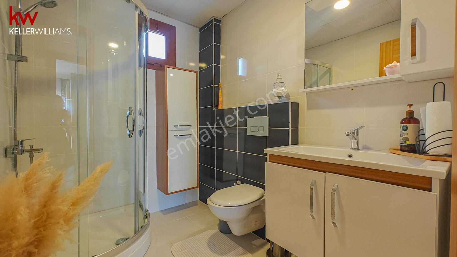 Kadınlar Denizi'nde Deniz Manzaralı Tek Müstakil Satılık Villa - Görsel 25