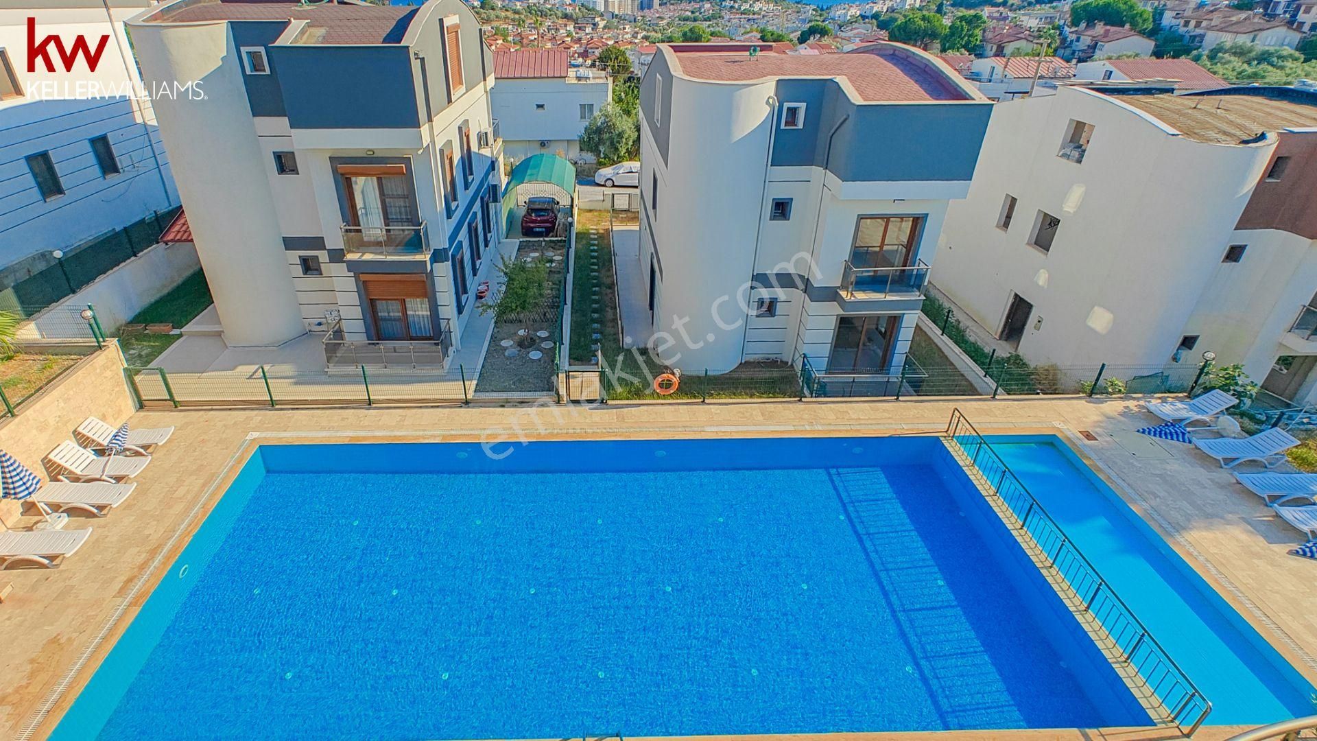 Kadınlar Denizi'nde Deniz Manzaralı Tek Müstakil Satılık Villa - Görsel 35