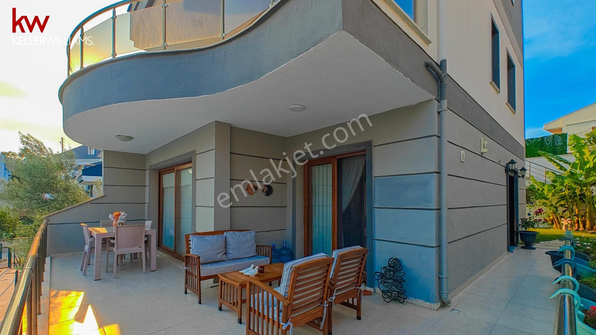 Kadınlar Denizi'nde Deniz Manzaralı Tek Müstakil Satılık Villa - Görsel 12