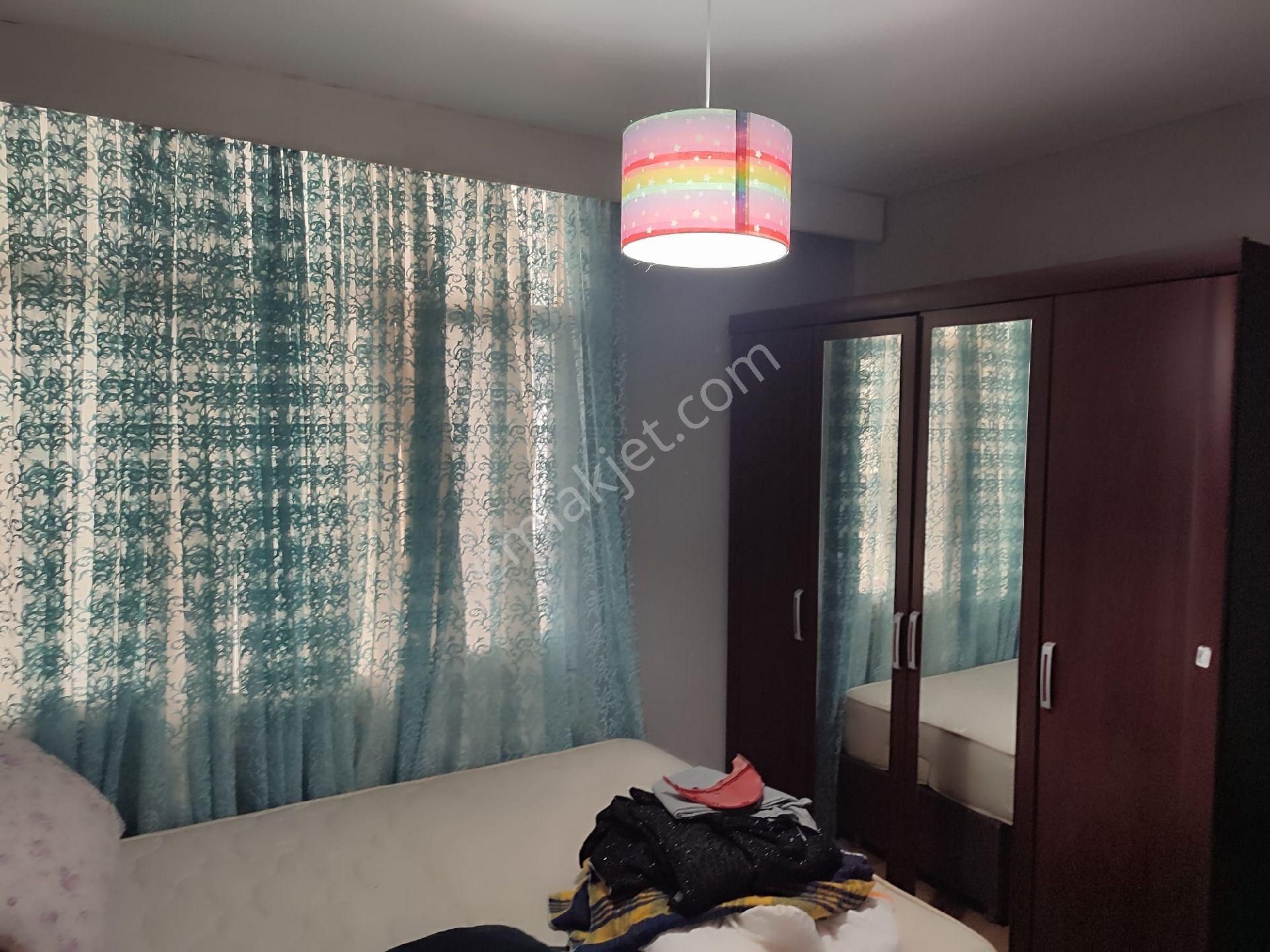 Güzelyalı Mahallesinde Cumhuriyet Parki Civari 2+1 Eşyalı Kıralık Daire - Görsel 2