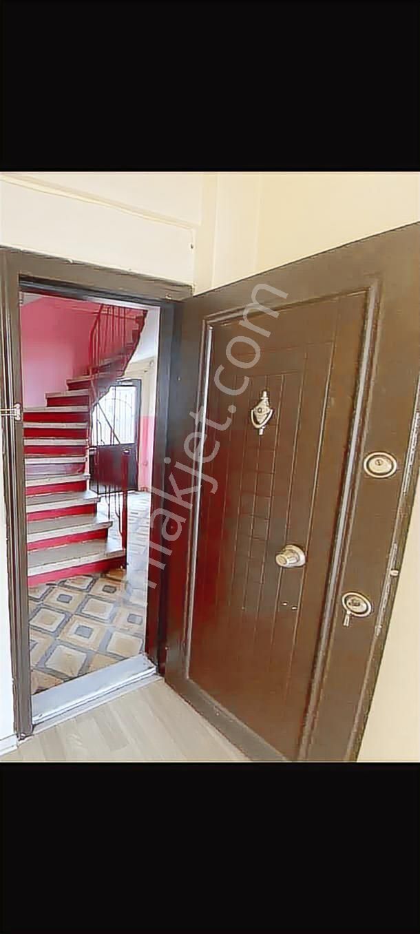 Kuştepe Mahallesinde Merkezi Lokasyonda Kiralık 2+1 Daire - Görsel 4