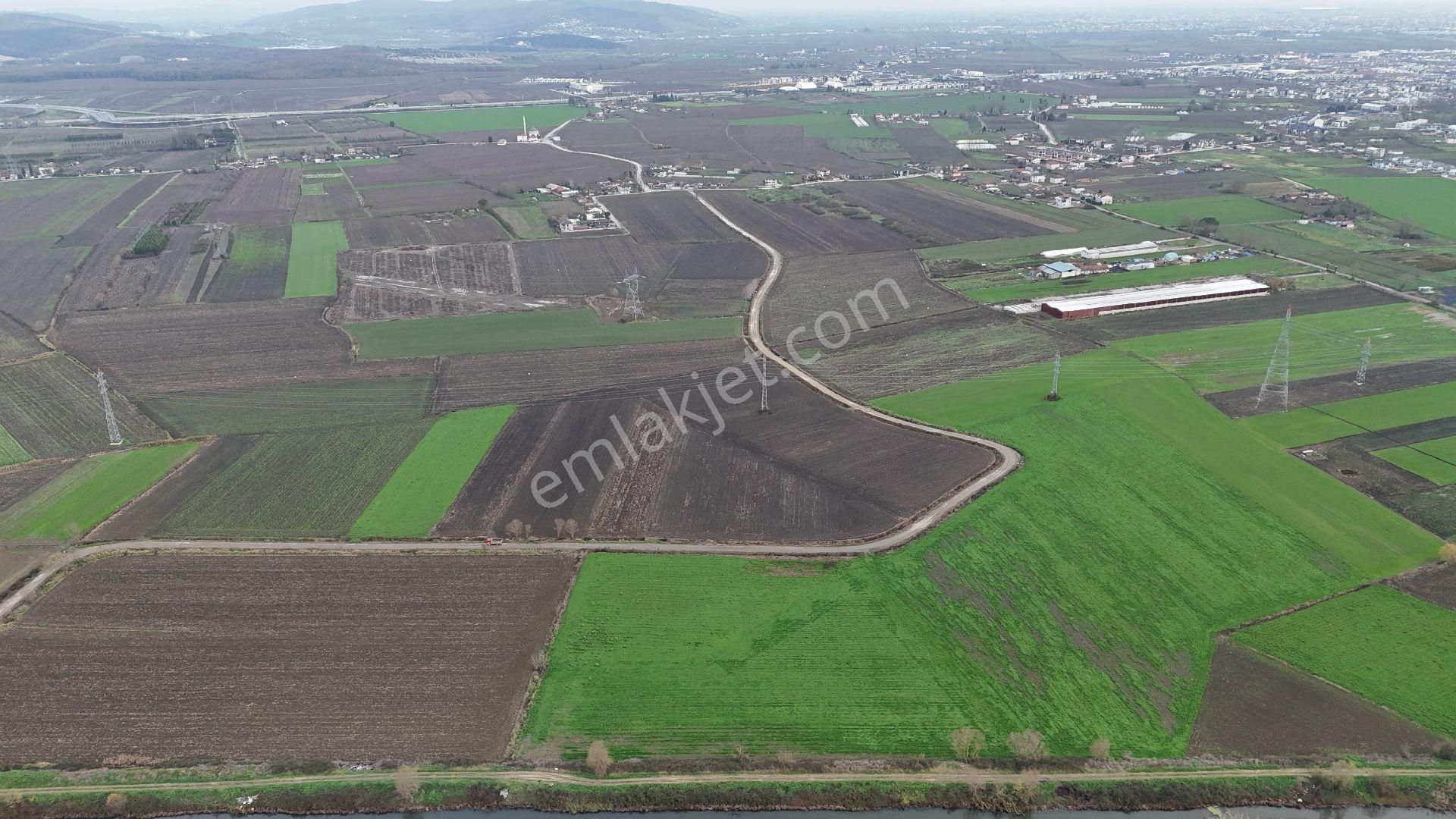 Remax Hür Tahsin Çetinkaya'dan Serdivan Şehir Hastanesi Aksında Müstakil Arsa - Görsel 16