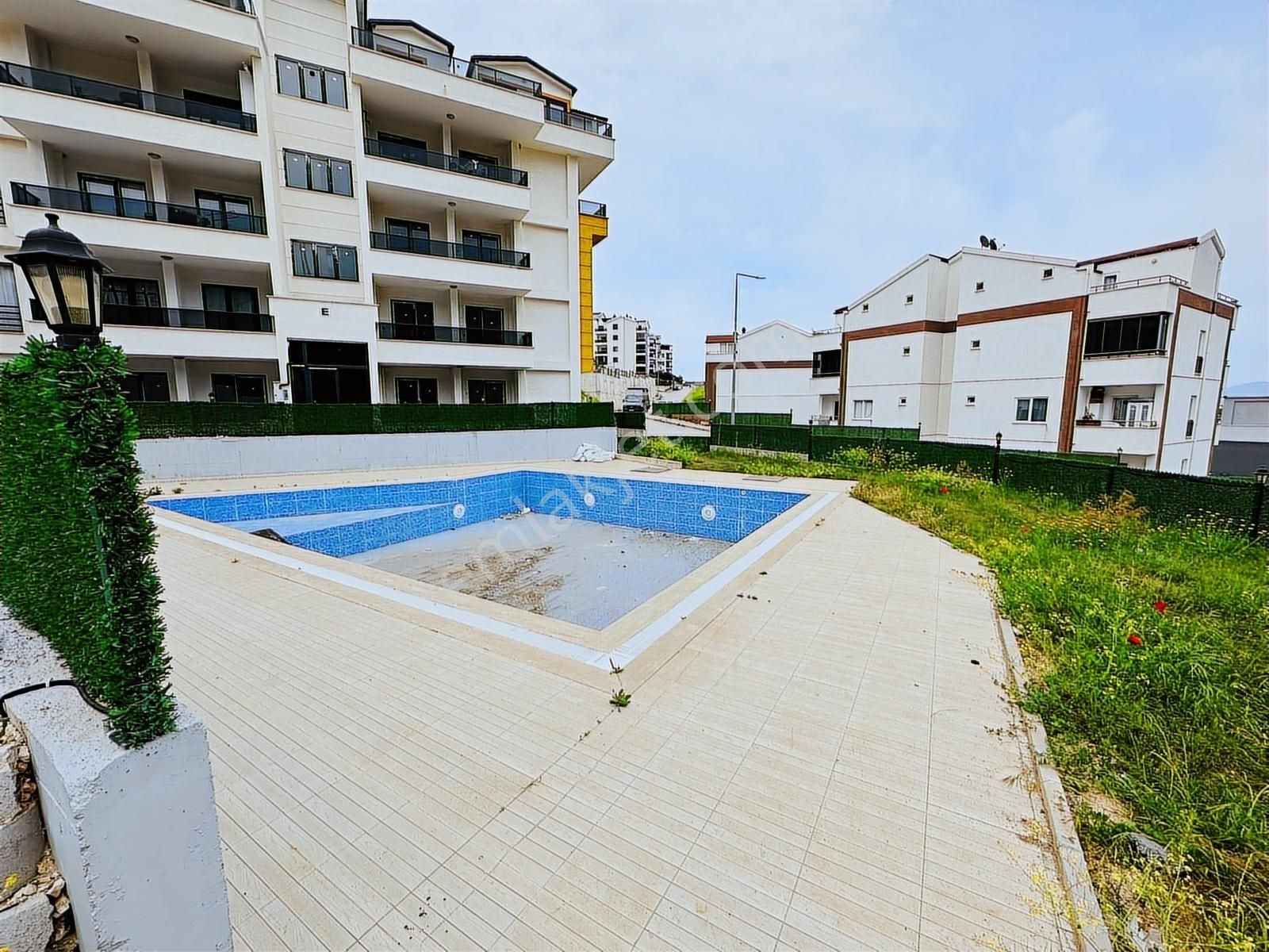 Tırpan Gayrimenkulden Halitpaşa Mah. 3+1 Deniz Manzaralı Kiralık - Görsel 28