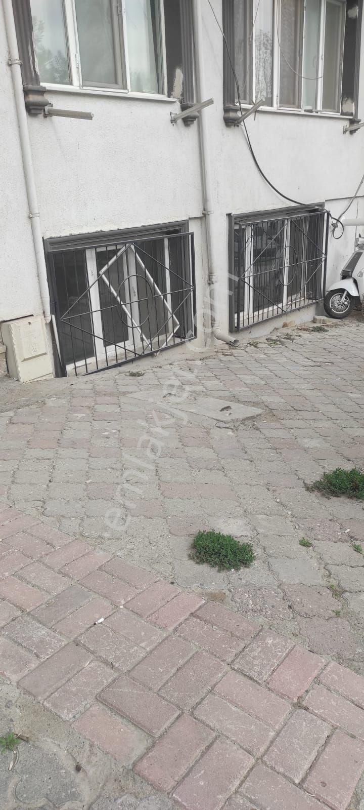 Cadde Üzerinde Yarı Zemin 80m2 Daire Mustafakemalpaşa Da - Görsel 13