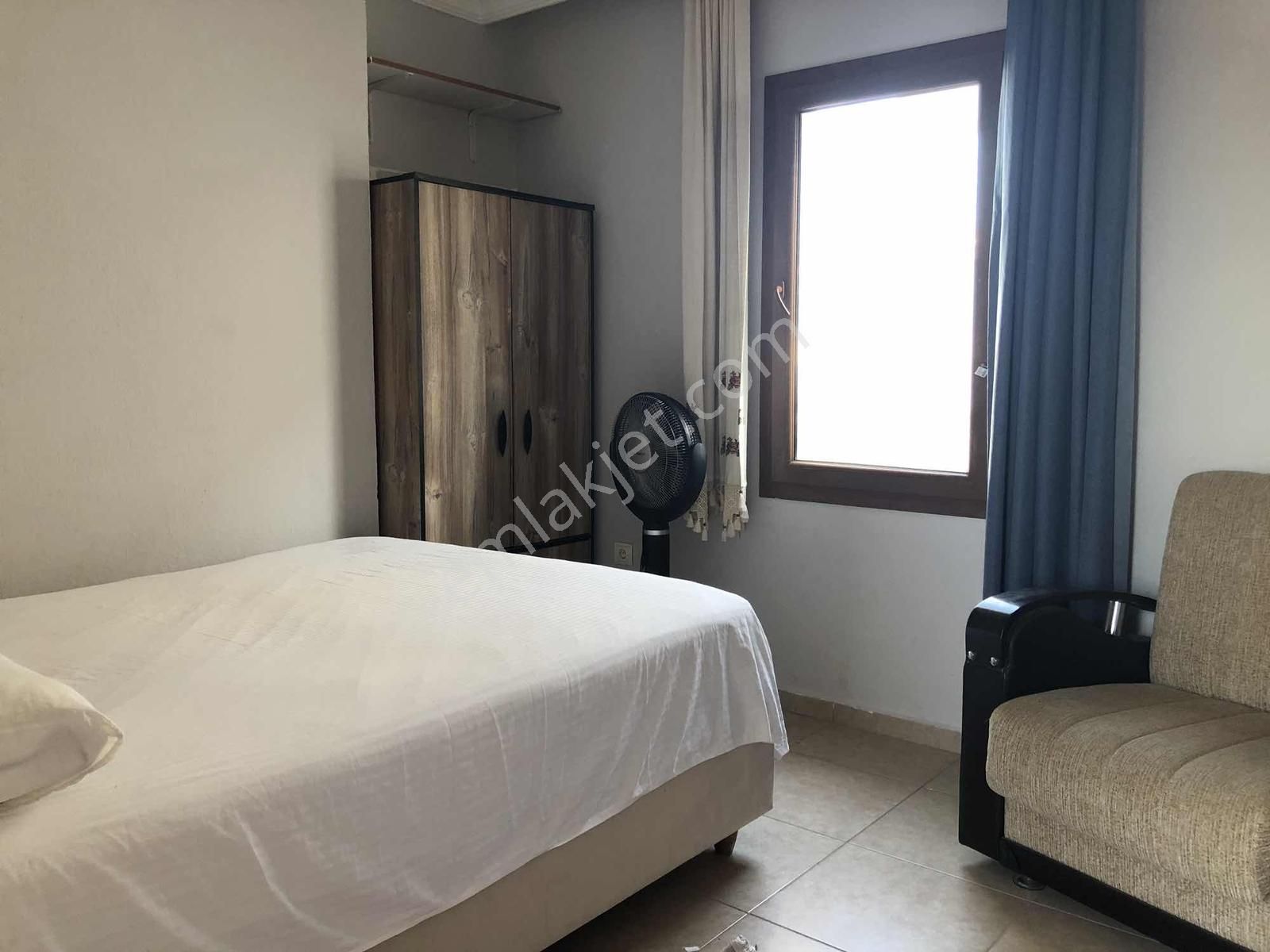 Dubleks Bahçeli Verandalı Eşyalı Yıllık Kiralık Villa - Görsel 13