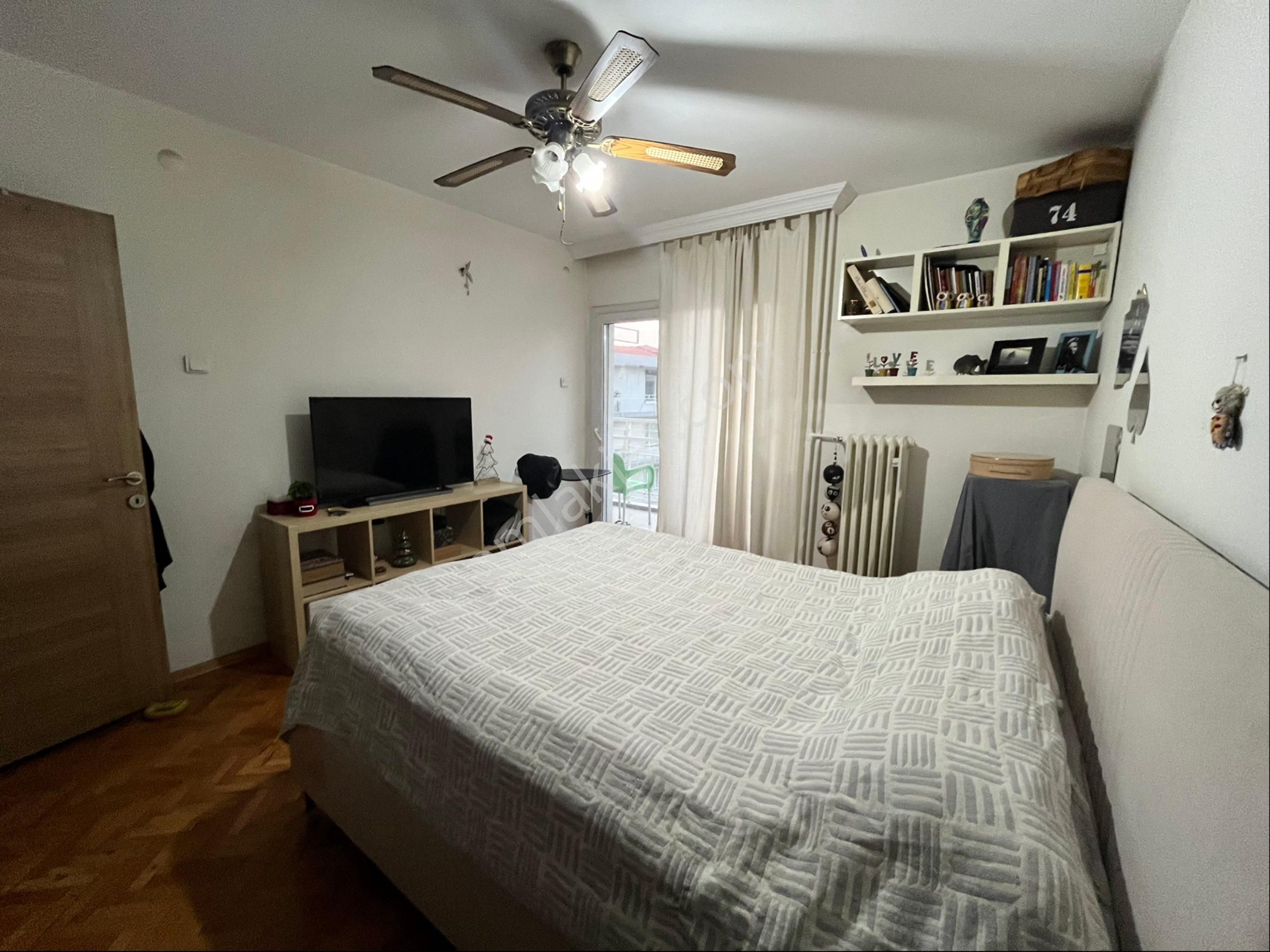 Karşıyaka 3+1 Deniz Manzaralı Yalı Dairesi - Görsel 31