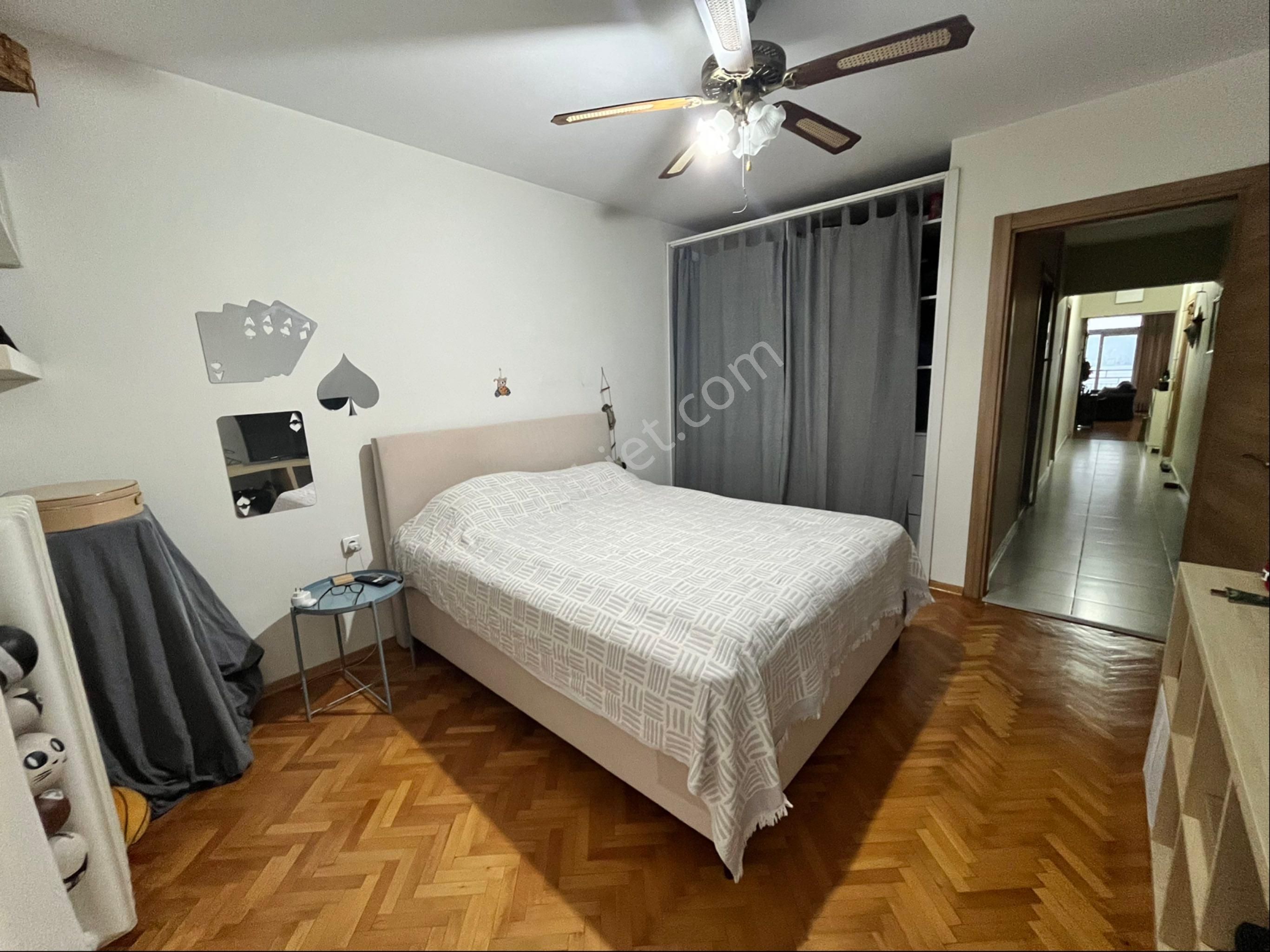 Karşıyaka 3+1 Deniz Manzaralı Yalı Dairesi - Görsel 26