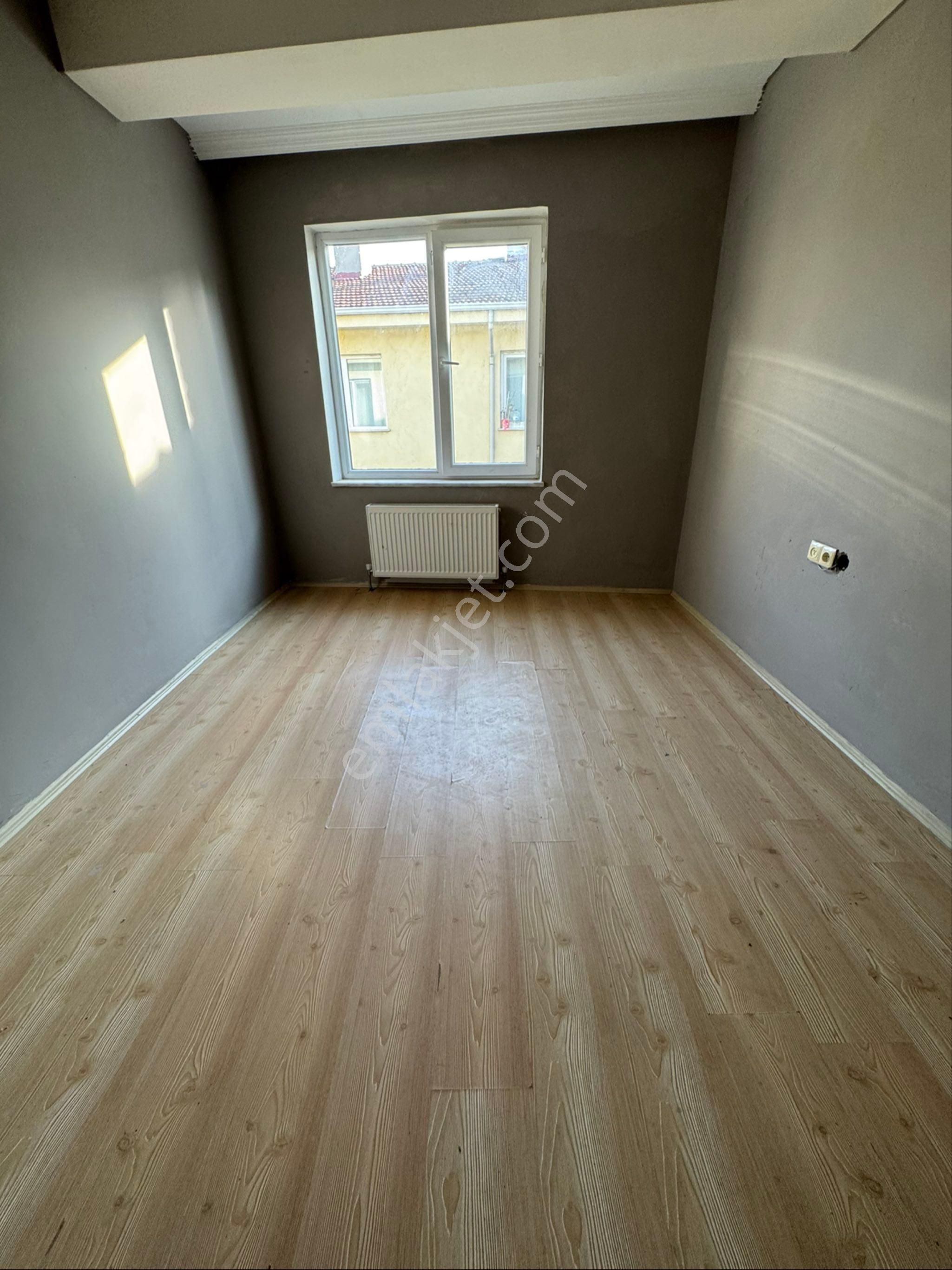 Conker İnşaat Emlak’tan Sütlüce Mahallesi 1+1 Balkonlu Apart - Görsel 29