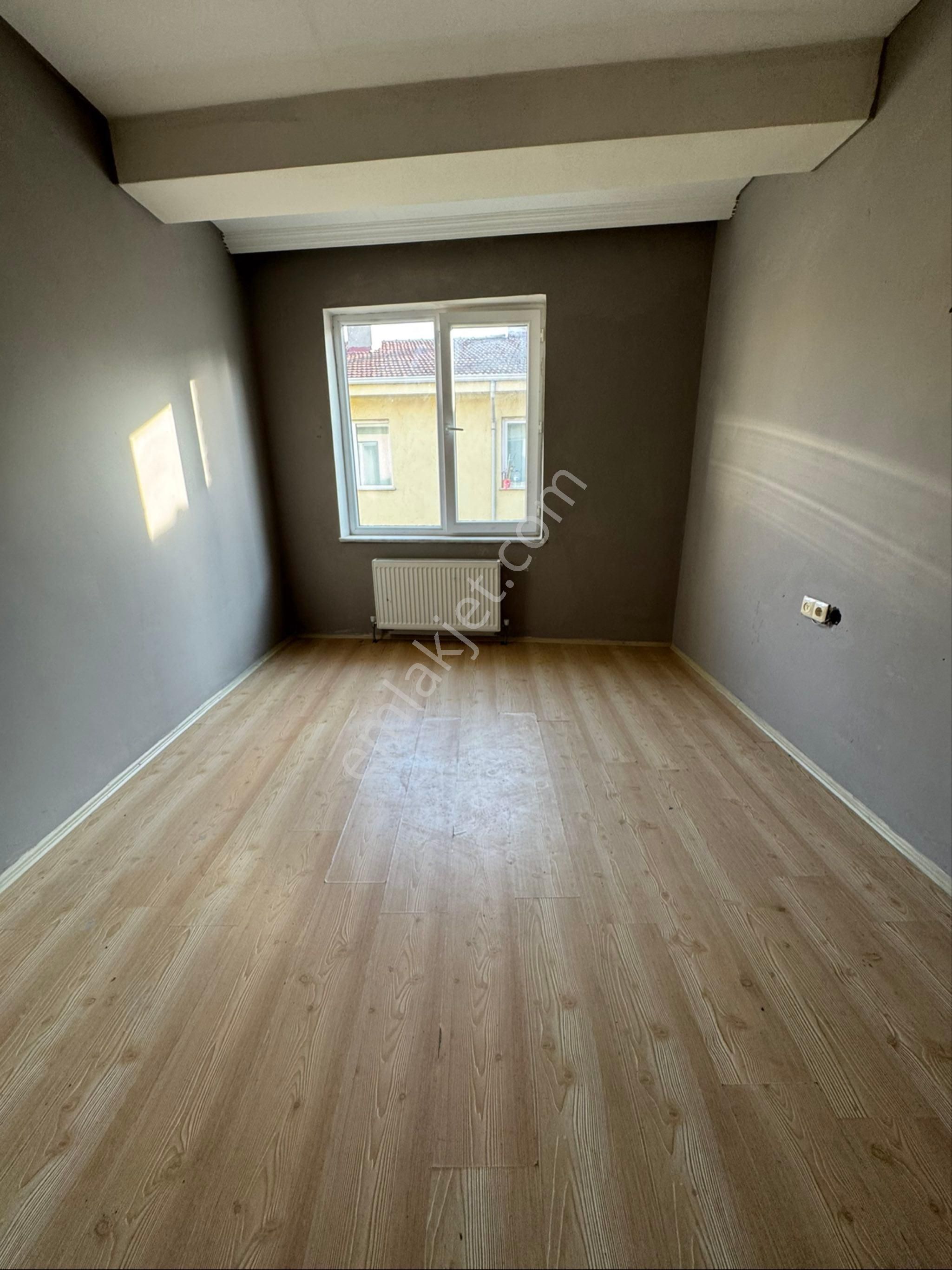 Conker İnşaat Emlak’tan Sütlüce Mahallesi 1+1 Balkonlu Apart - Görsel 30